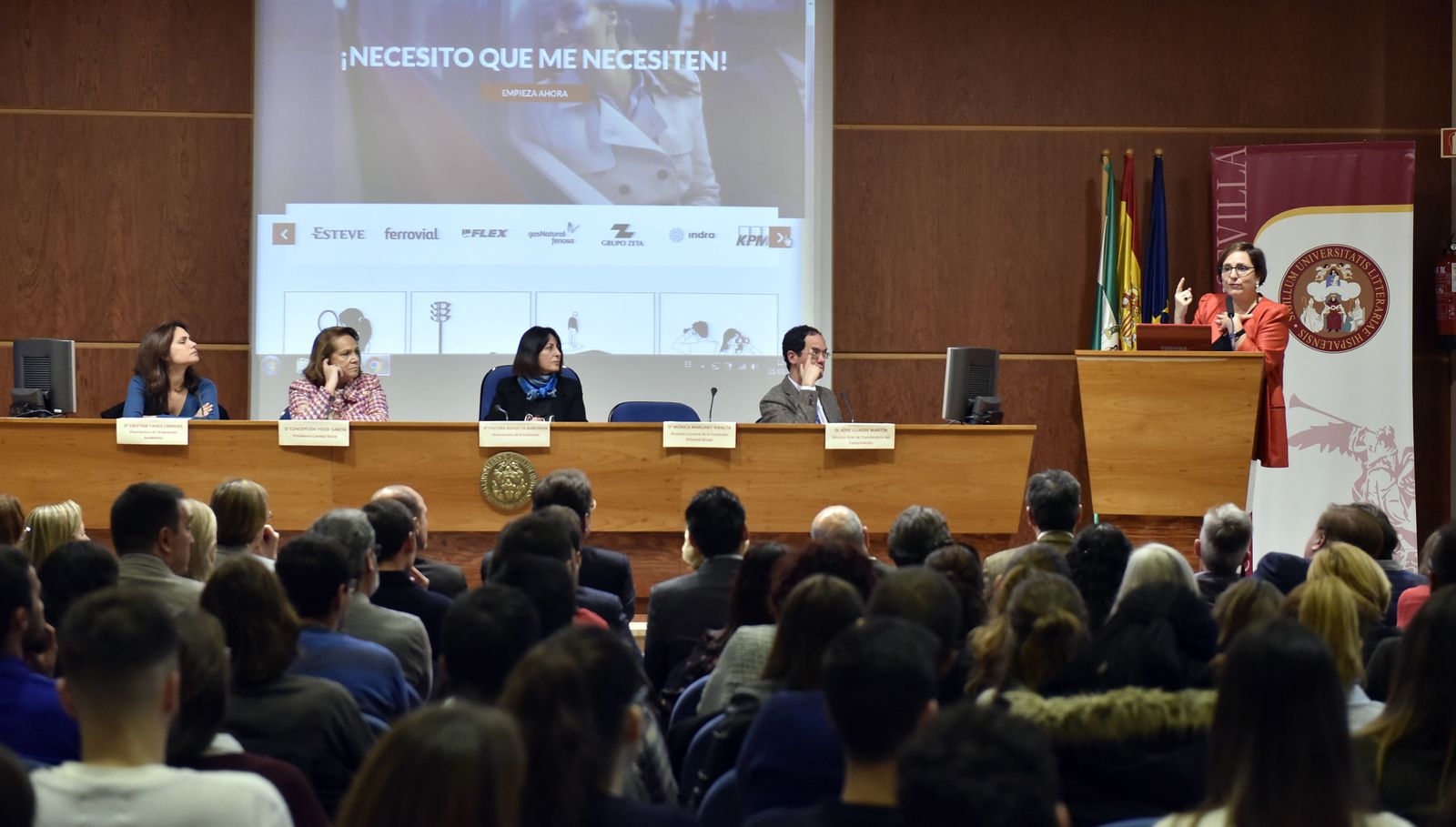 Cristina Yanes, Concepción Yoldi, Pastora Revuelta, José Guadix, en representación de la Universidad de Sevilla, y Mònica Margarit.