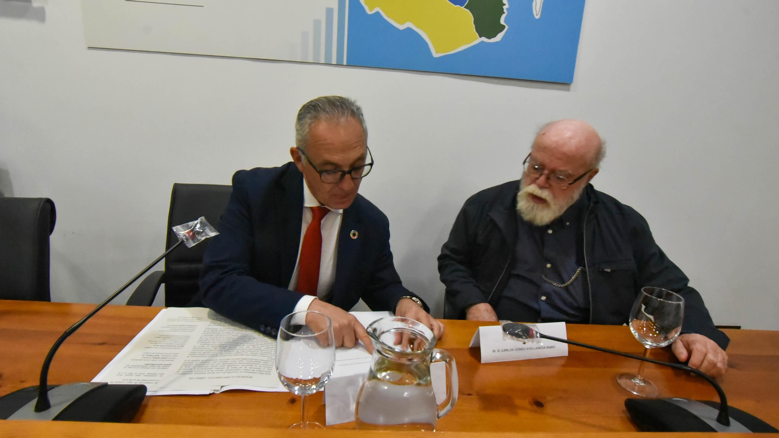 Presentación del libro 'Objetivo Gibraltar' de Alfonso Escuadra