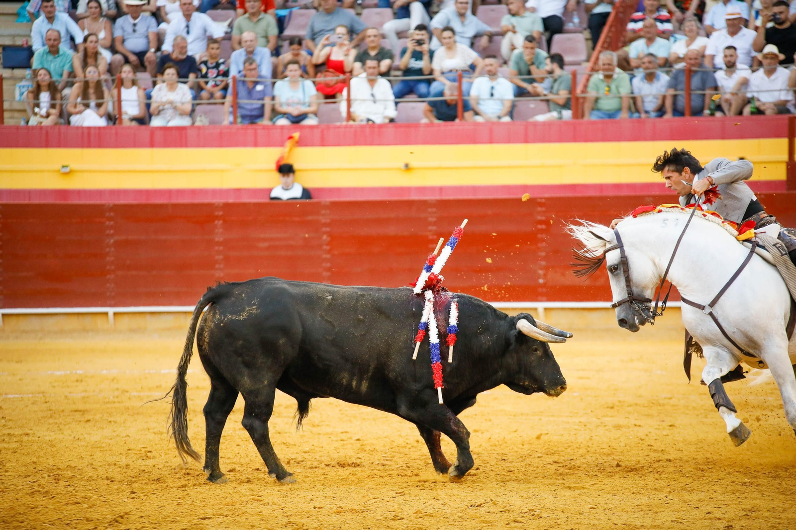 Imágenes de la corrida de toros en Roquetas de Mar
