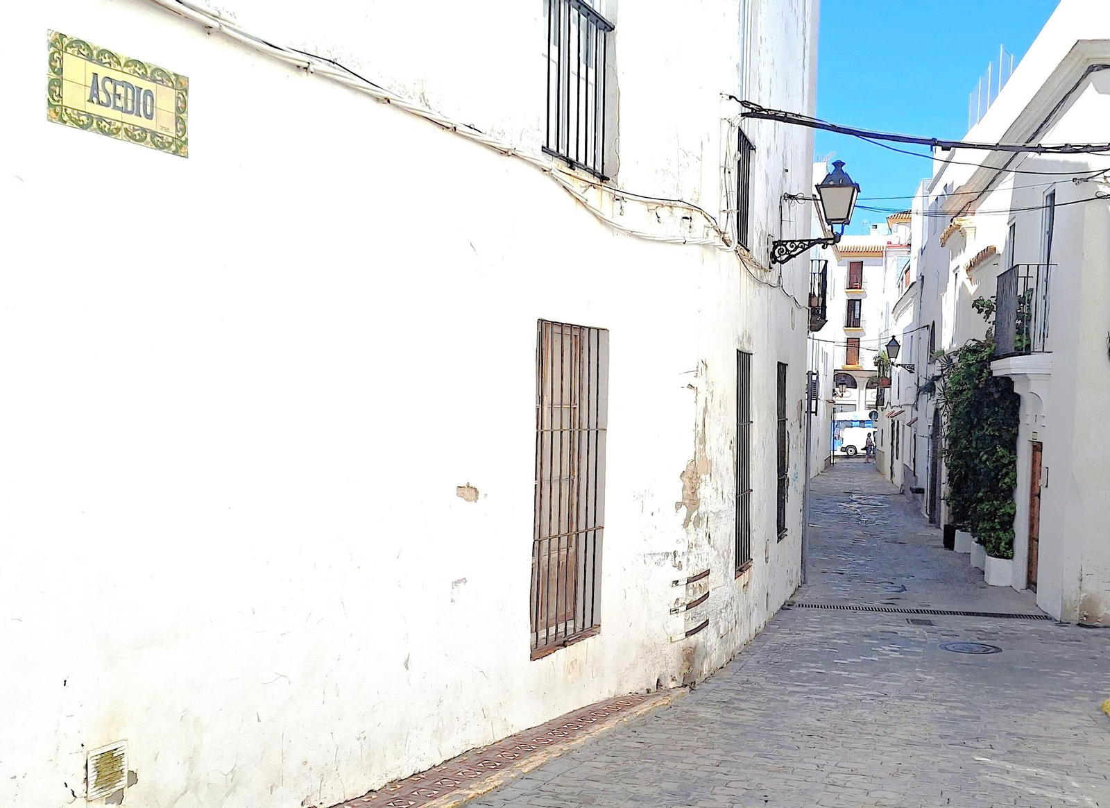 Calle Asedio, fue antes la calle del Retiro.