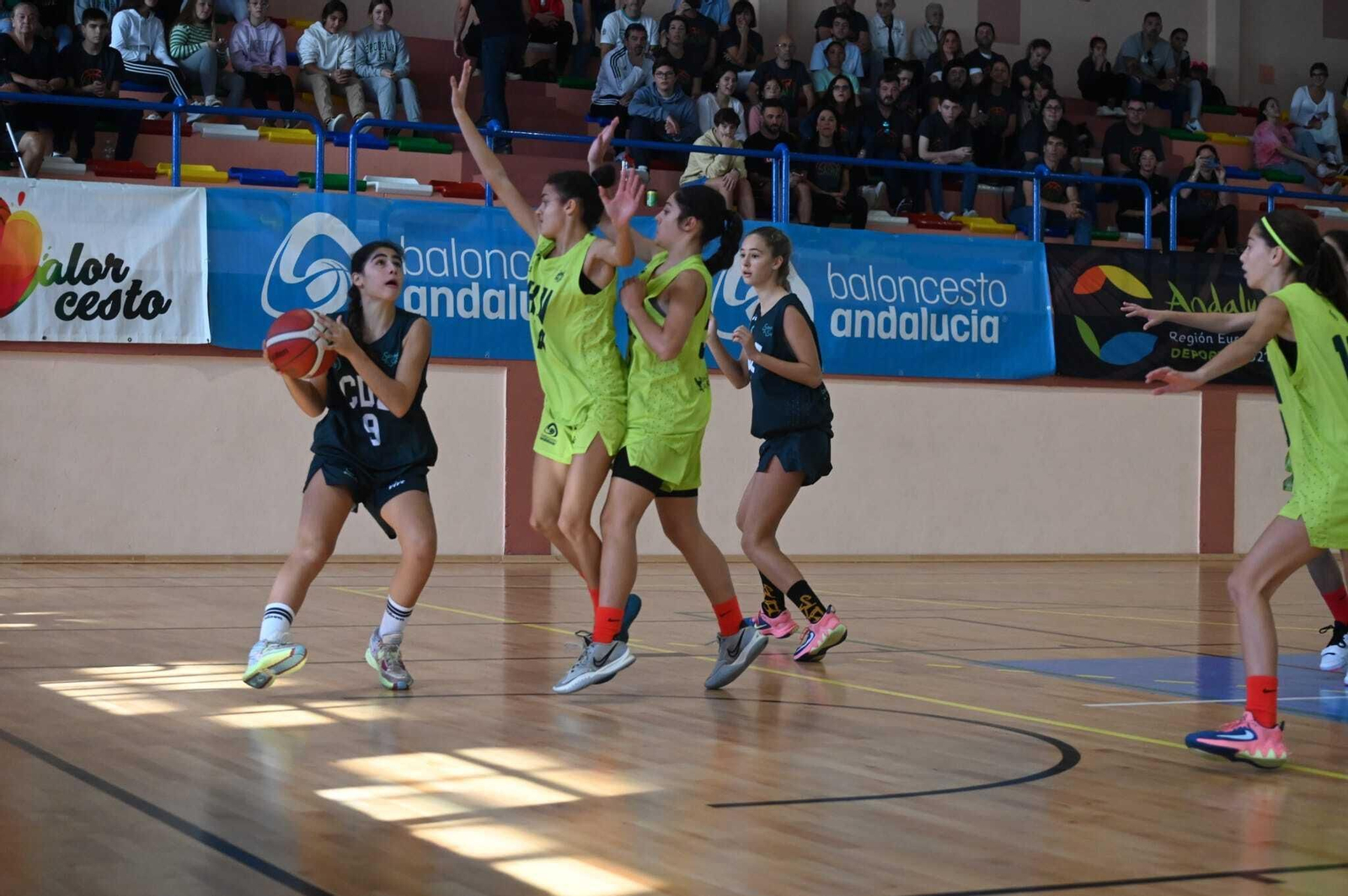 Las fotos de la última jornada del Andaluz infantil femenino de baloncesto de La Línea