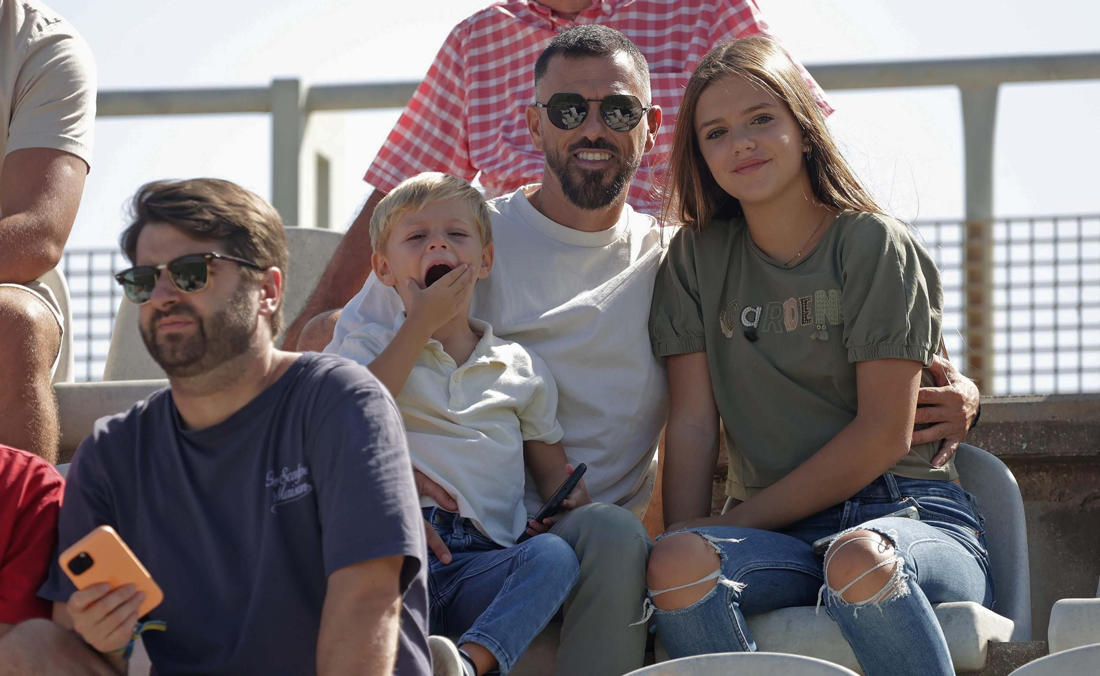 Búscate en el Nuevo Mirador durante el Algeciras CF - Marbella FC