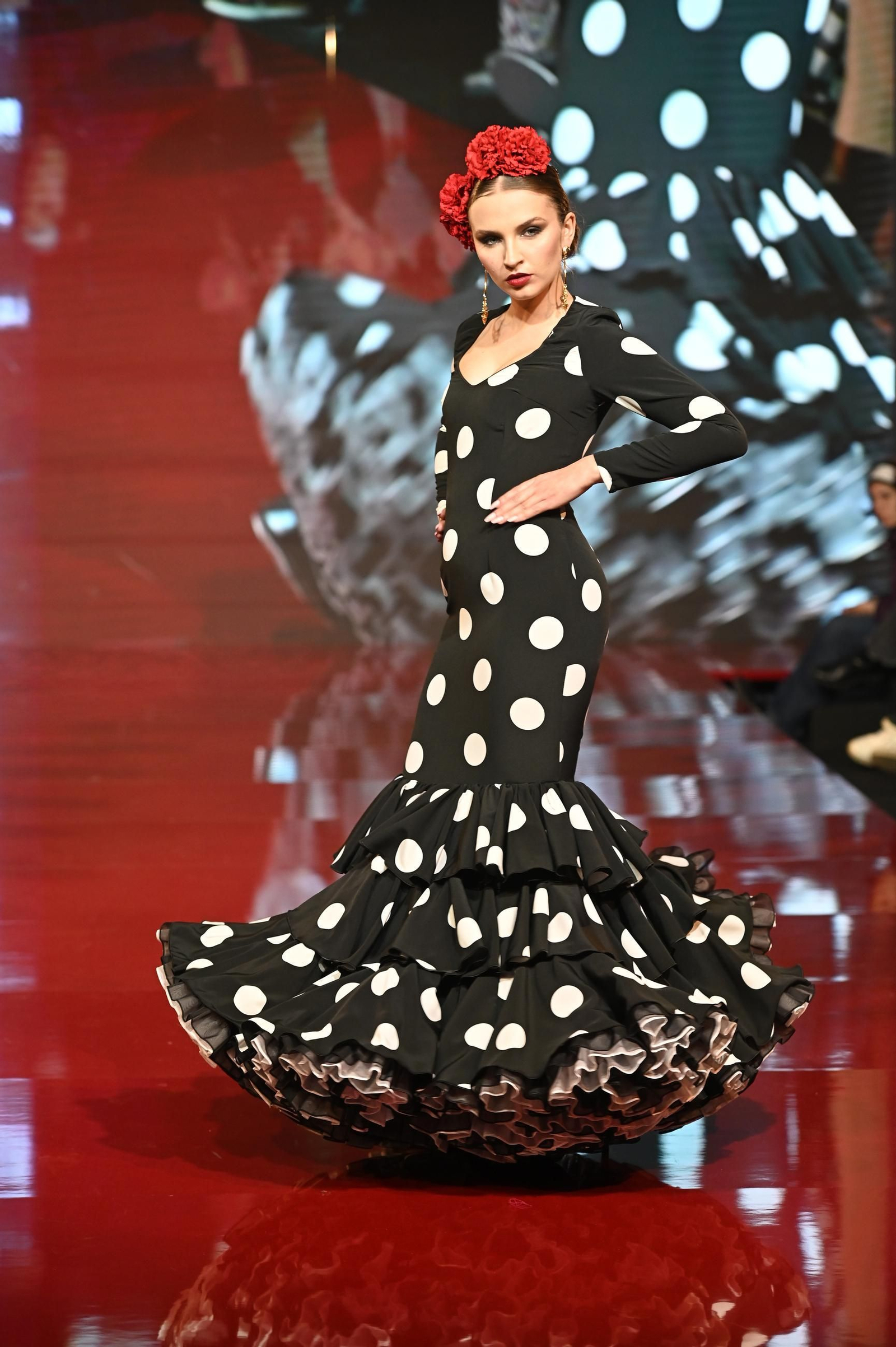 Huelva Flamenca 2025: Desfile De Lunares y Volantes