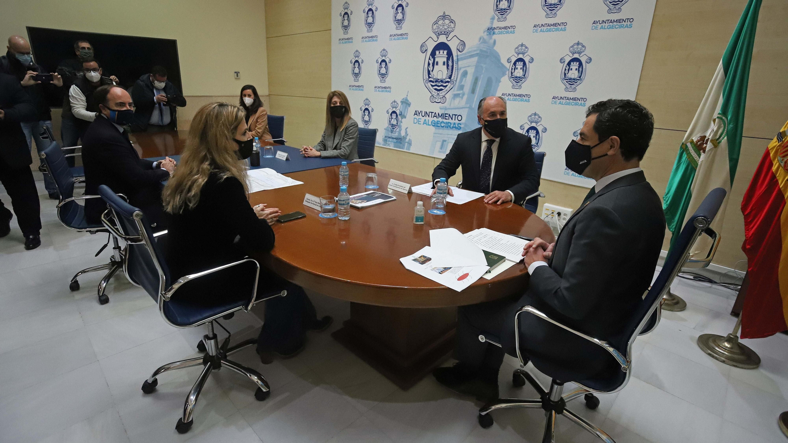 Visita de Juanma  Moreno al Ayuntamiento de Algeciras