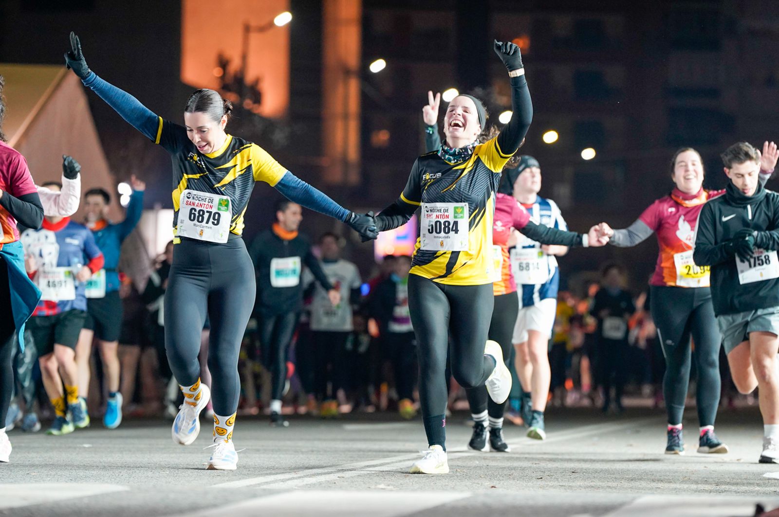 En imágenes: búscate en tu llegada a meta de la Carrera de San Antón 2026 (19)