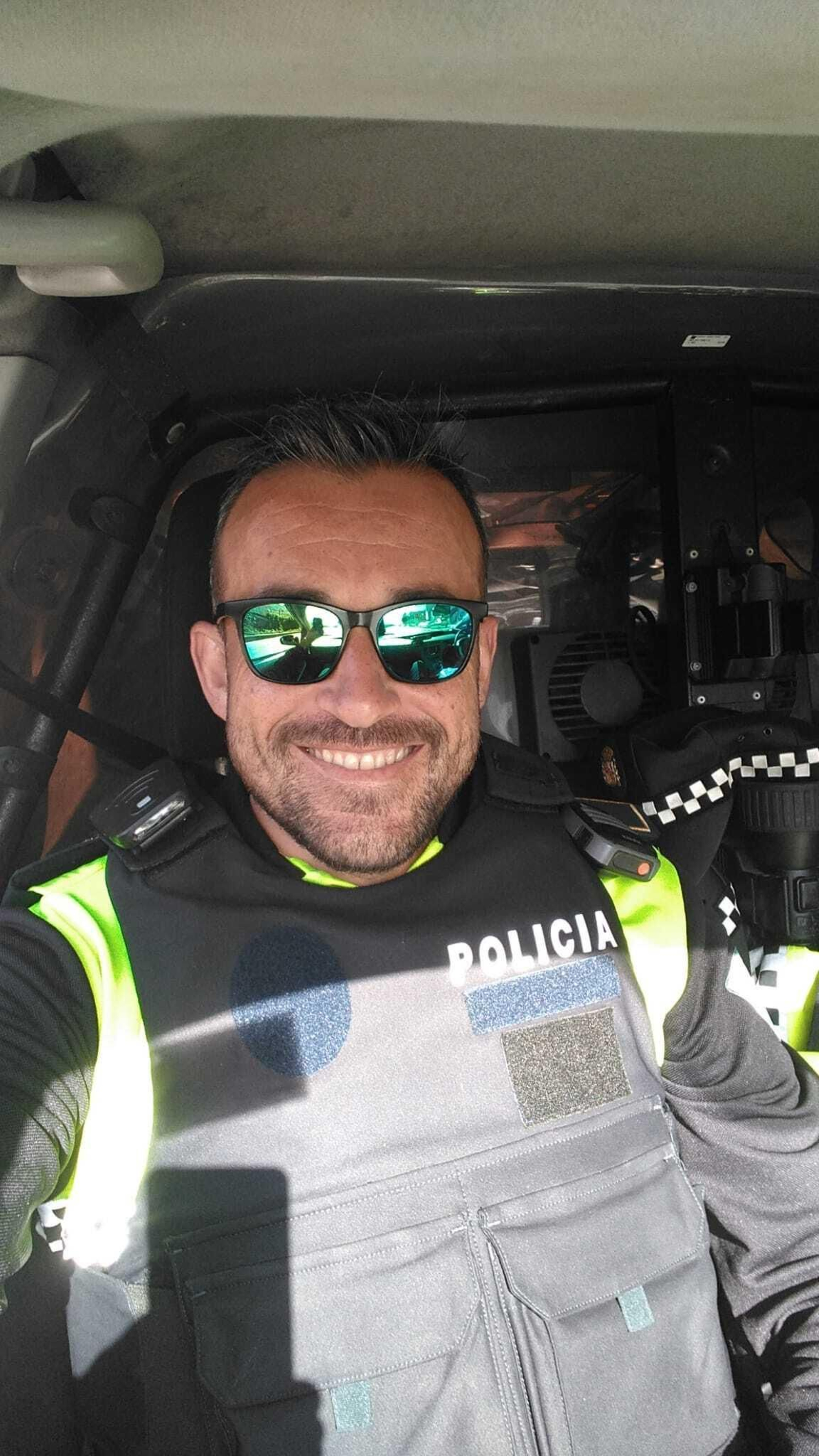 El policía local Carlos Garrido