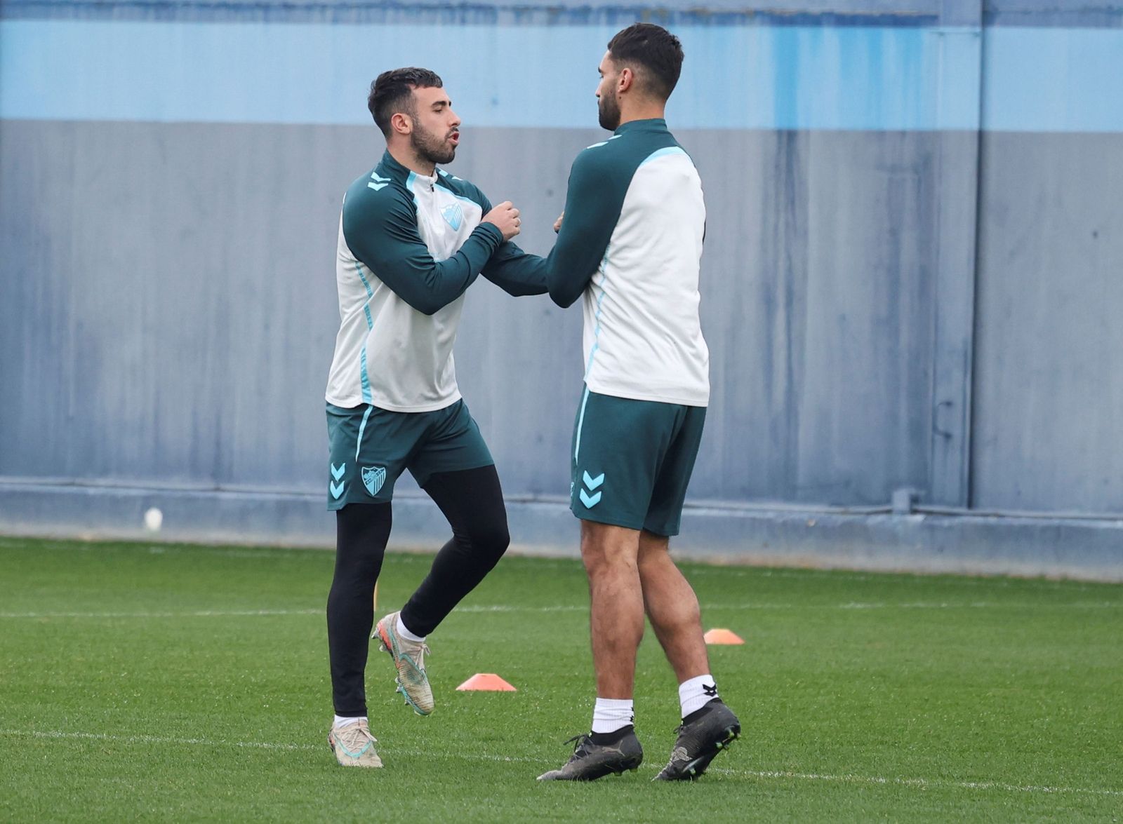 El Málaga CF vuelve al tajo sin Lobete en una semana eterna