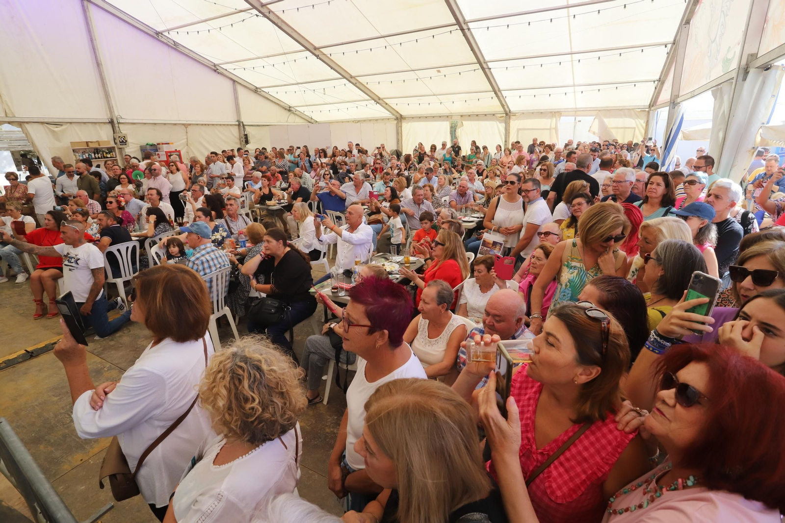Ambiente en las casetas en la Feria del Caballo 2022