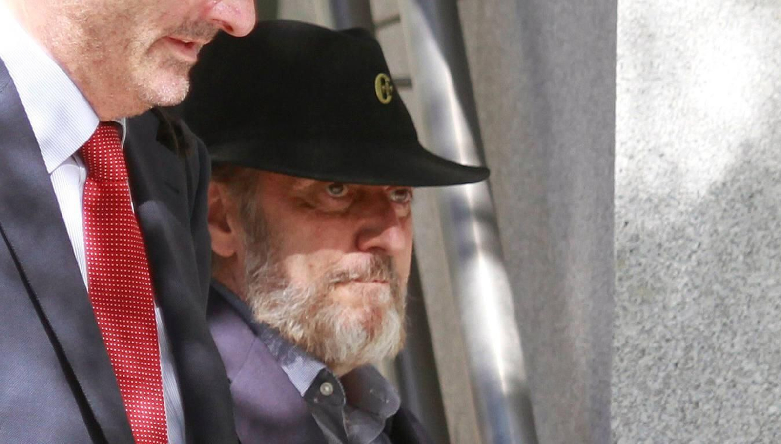 El dueño del bufete Nummaria exculpa a Imanol Arias y a Ana Duato