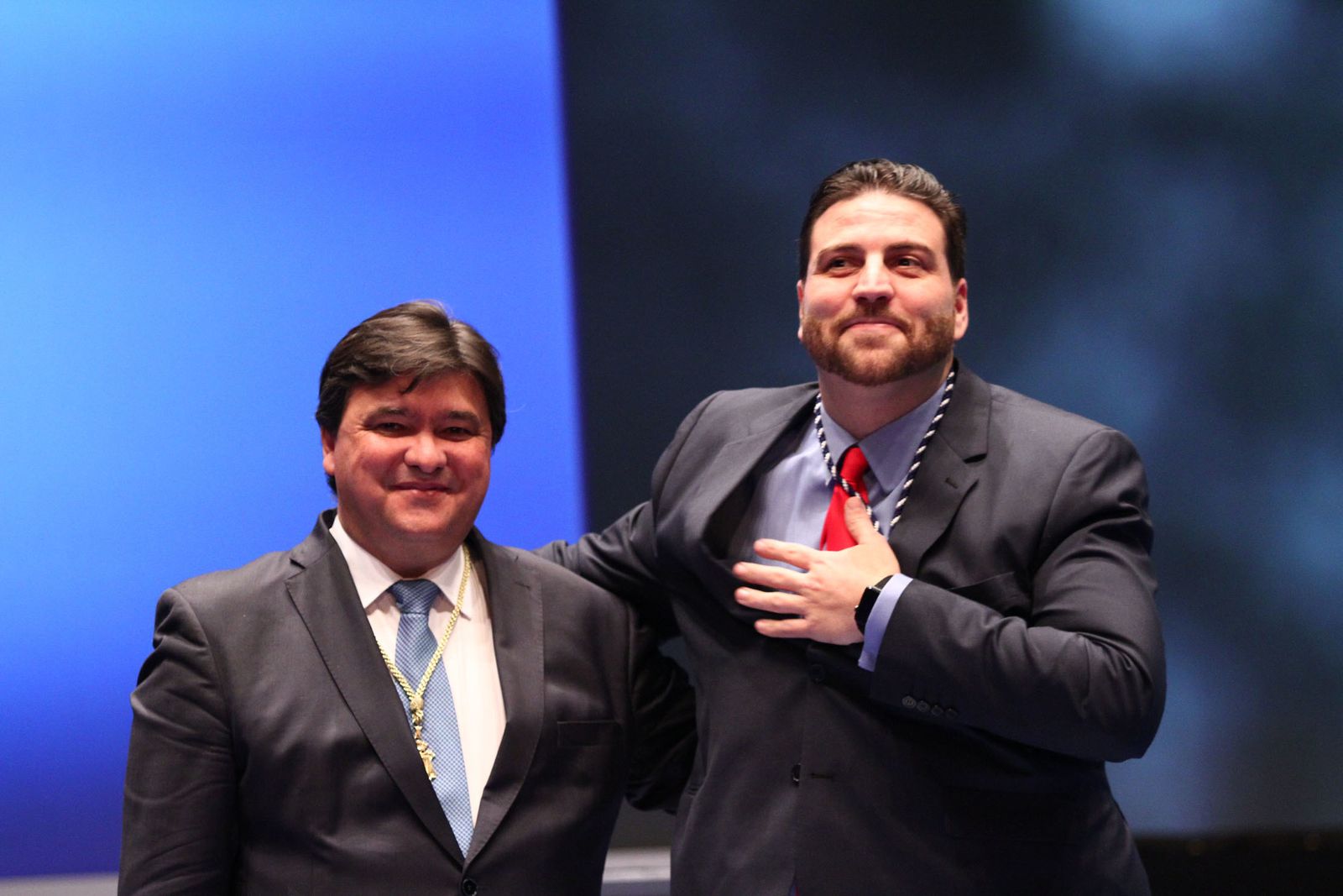 Imágenes de la entrega de las medallas de Huelva