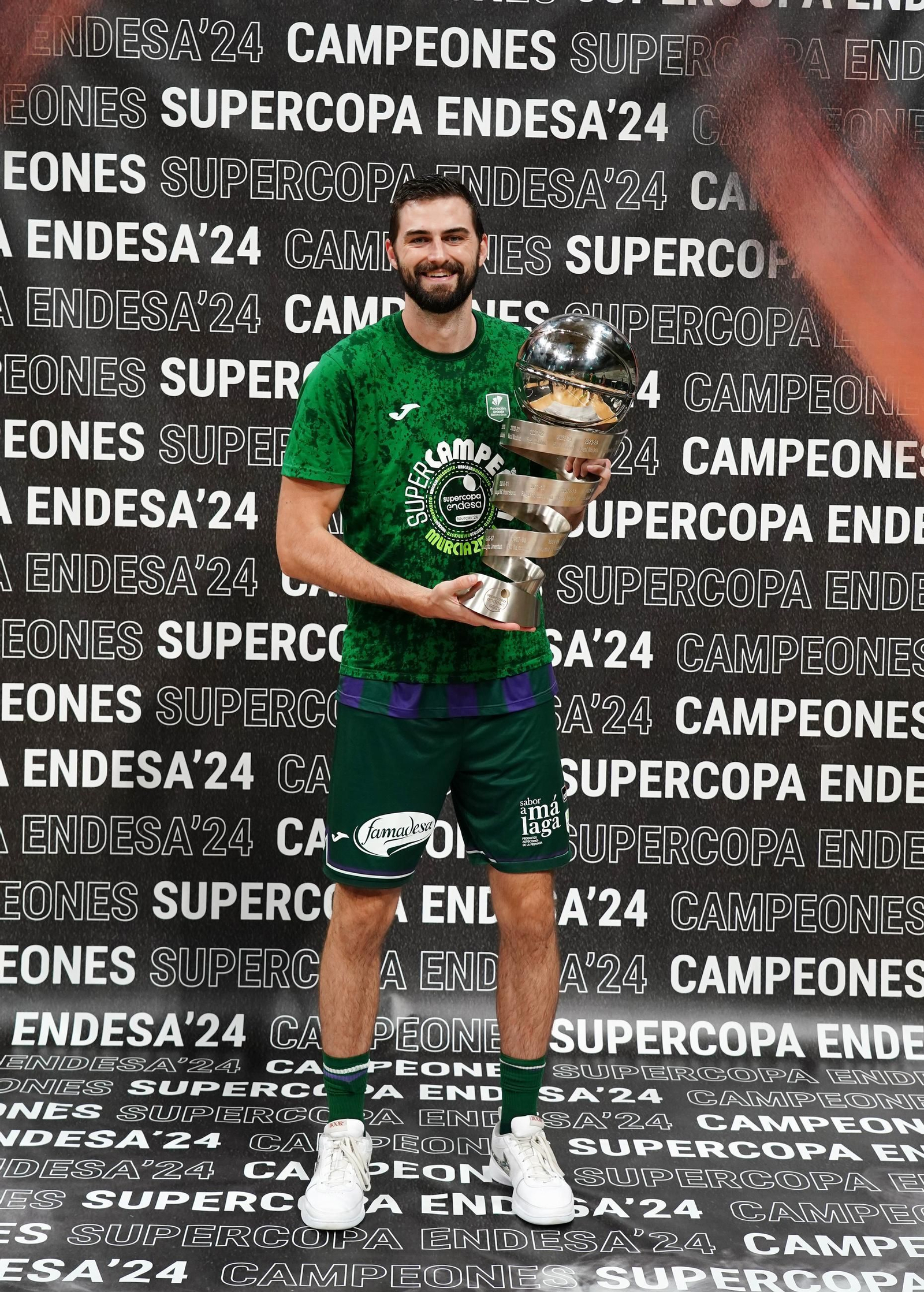 La sesión de fotos de los supercampeones de la ACB