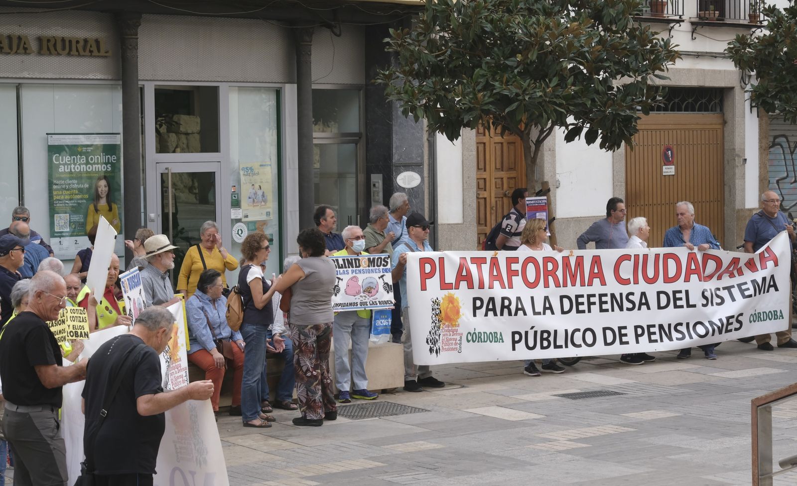 Las imágenes de la manifestación de los pensionistas en Córdoba