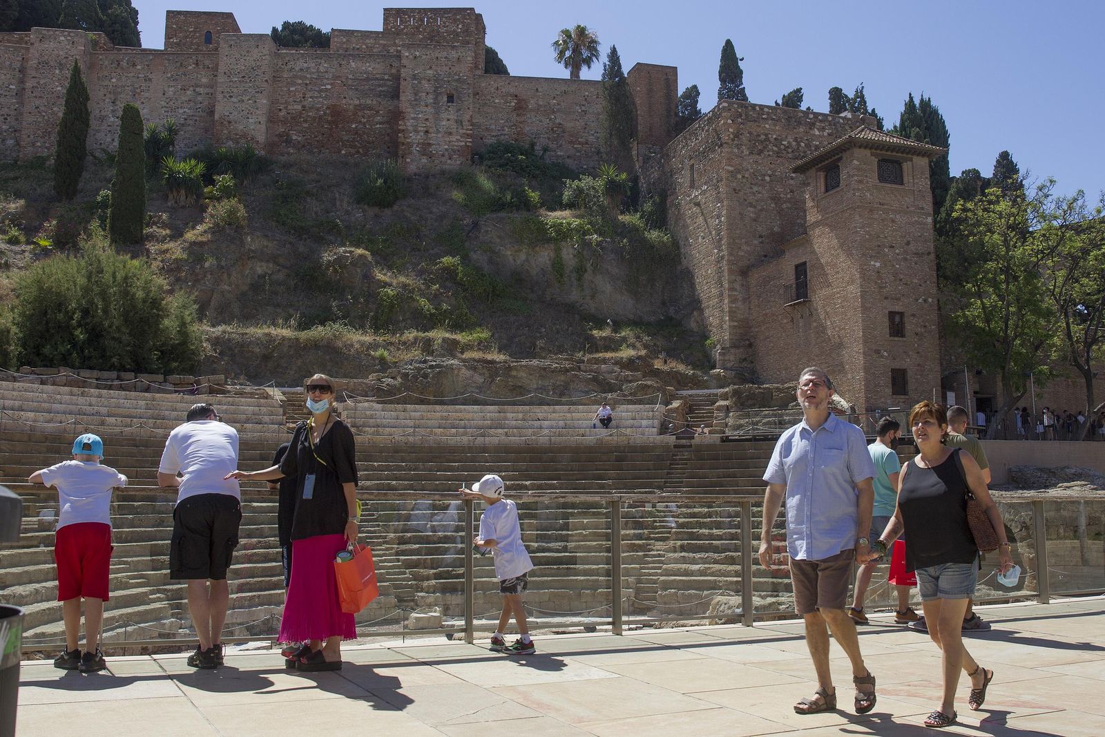 El primer día sin mascarillas en Málaga, en fotos