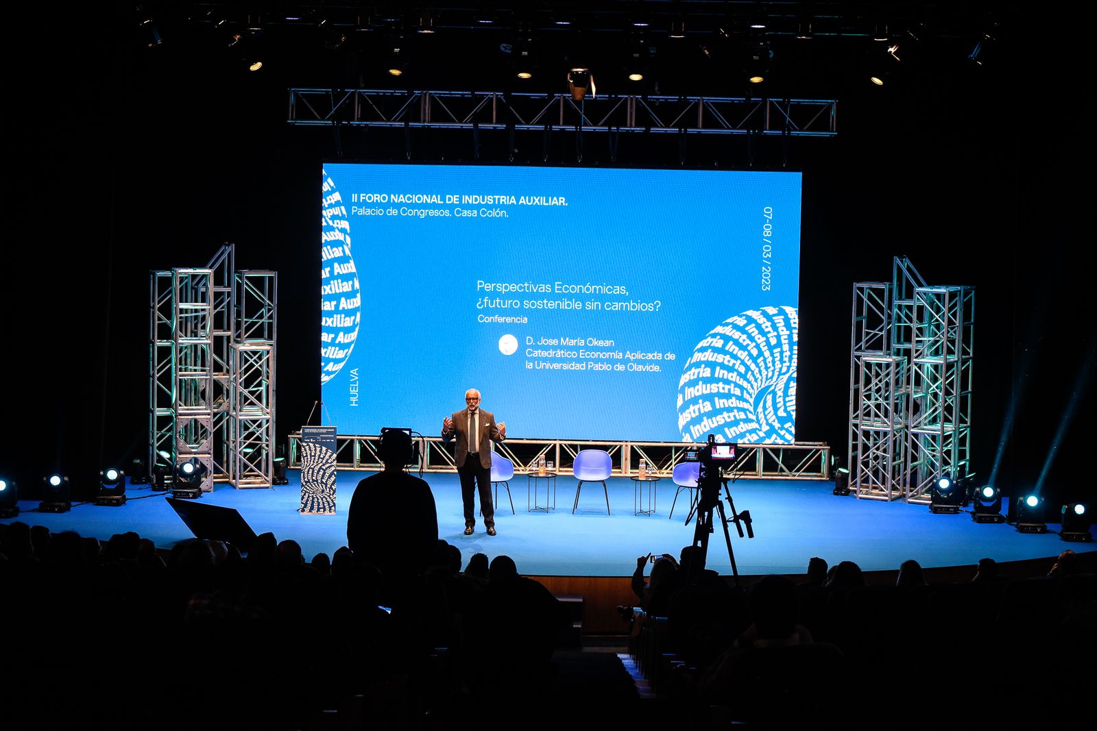 Imágenes del II Foro Nacional de la Industria Auxiliar de Huelva