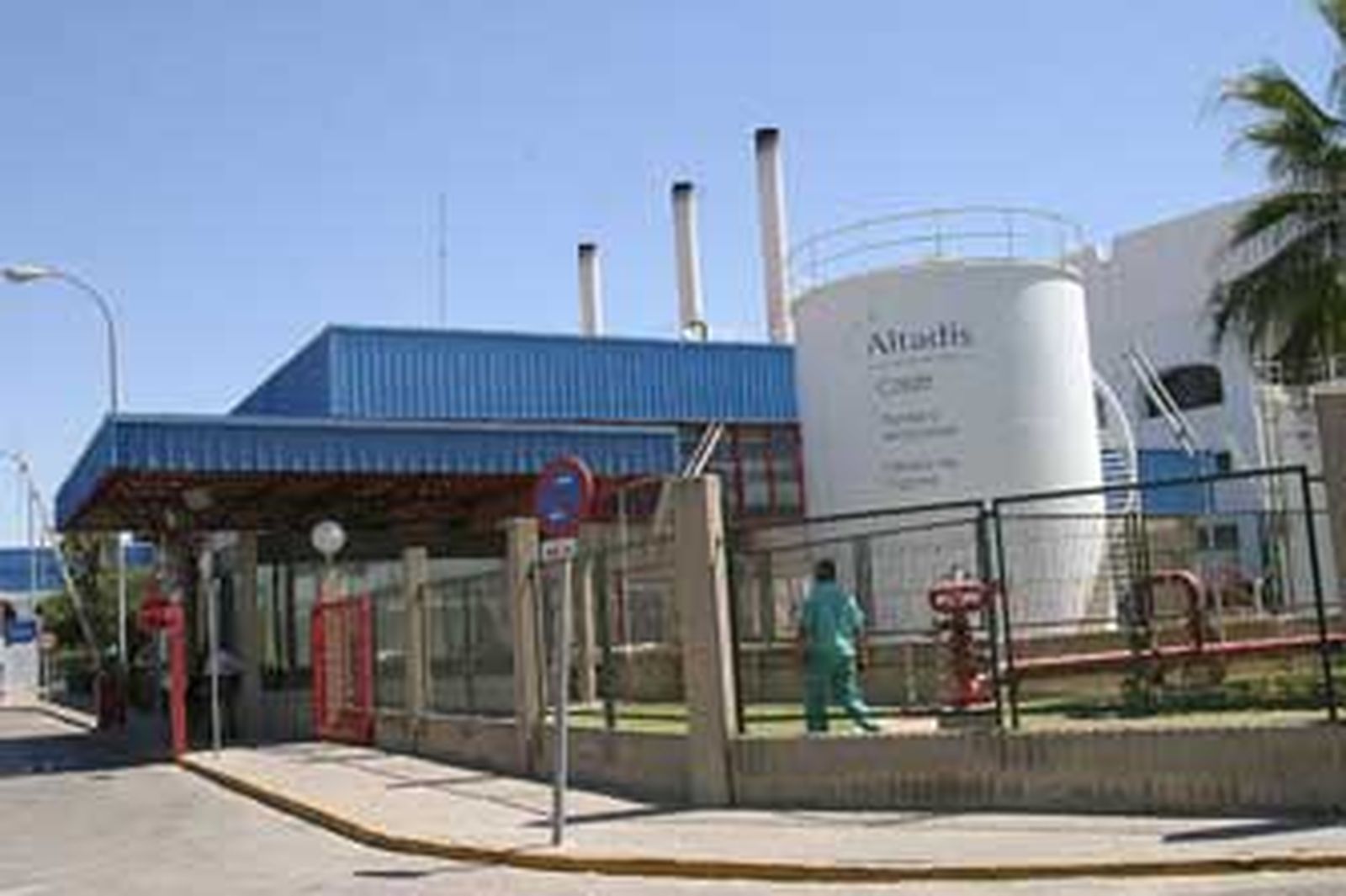 Complejo tabaquero de Cádiz absorbido por Imperial Tobacco. /Joaquín Pino