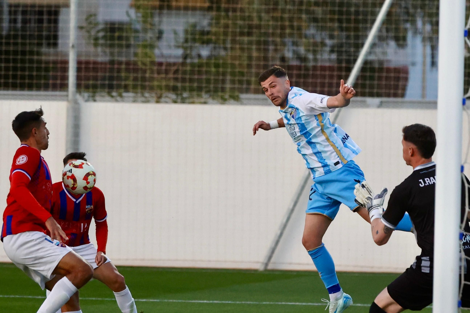 La victoria del Atlético Malagueño ante la UD Torre del Mar, en fotos
