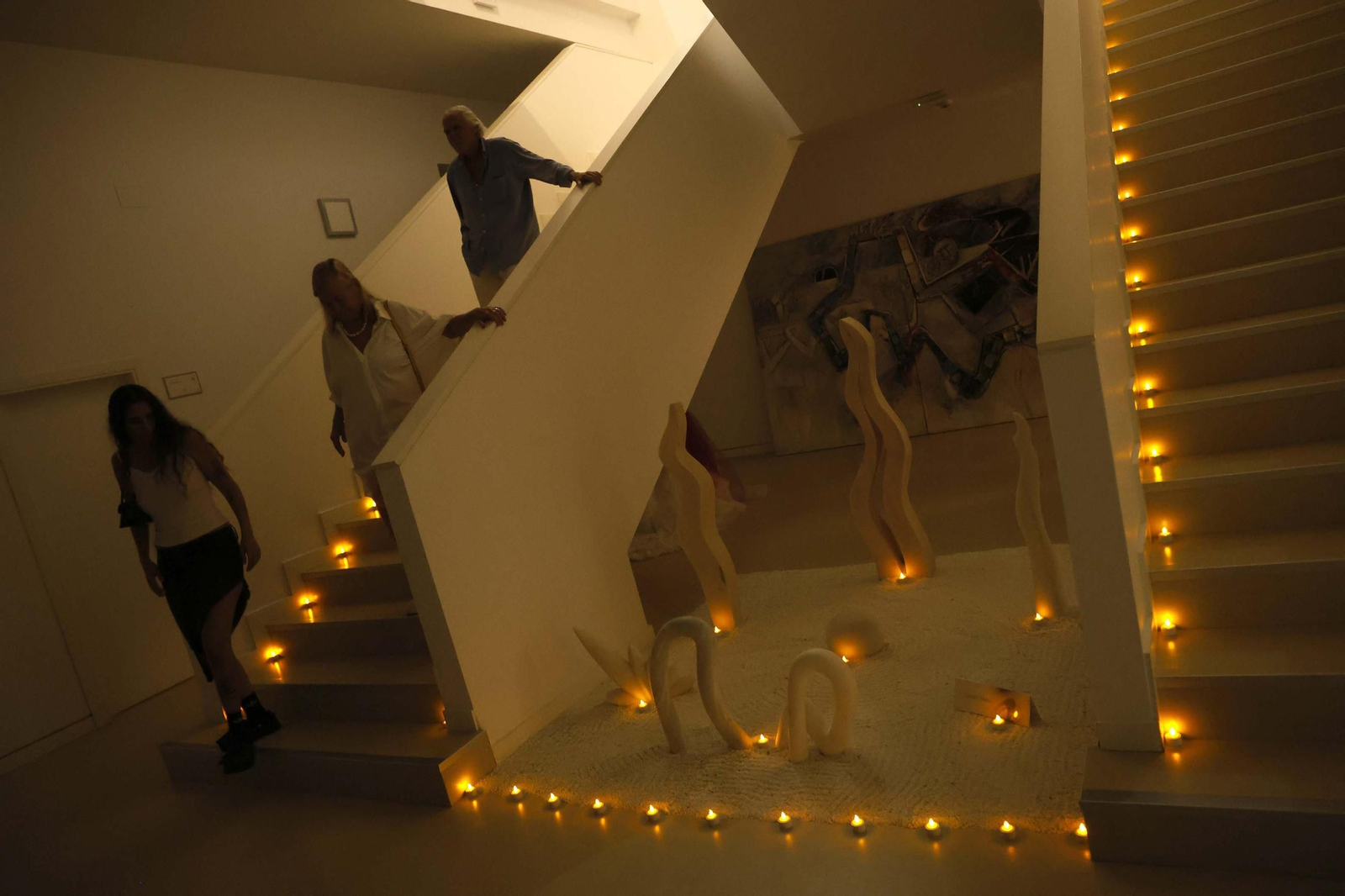 Fotos de los jardines mágicos de la Noche en Blanco de La Línea