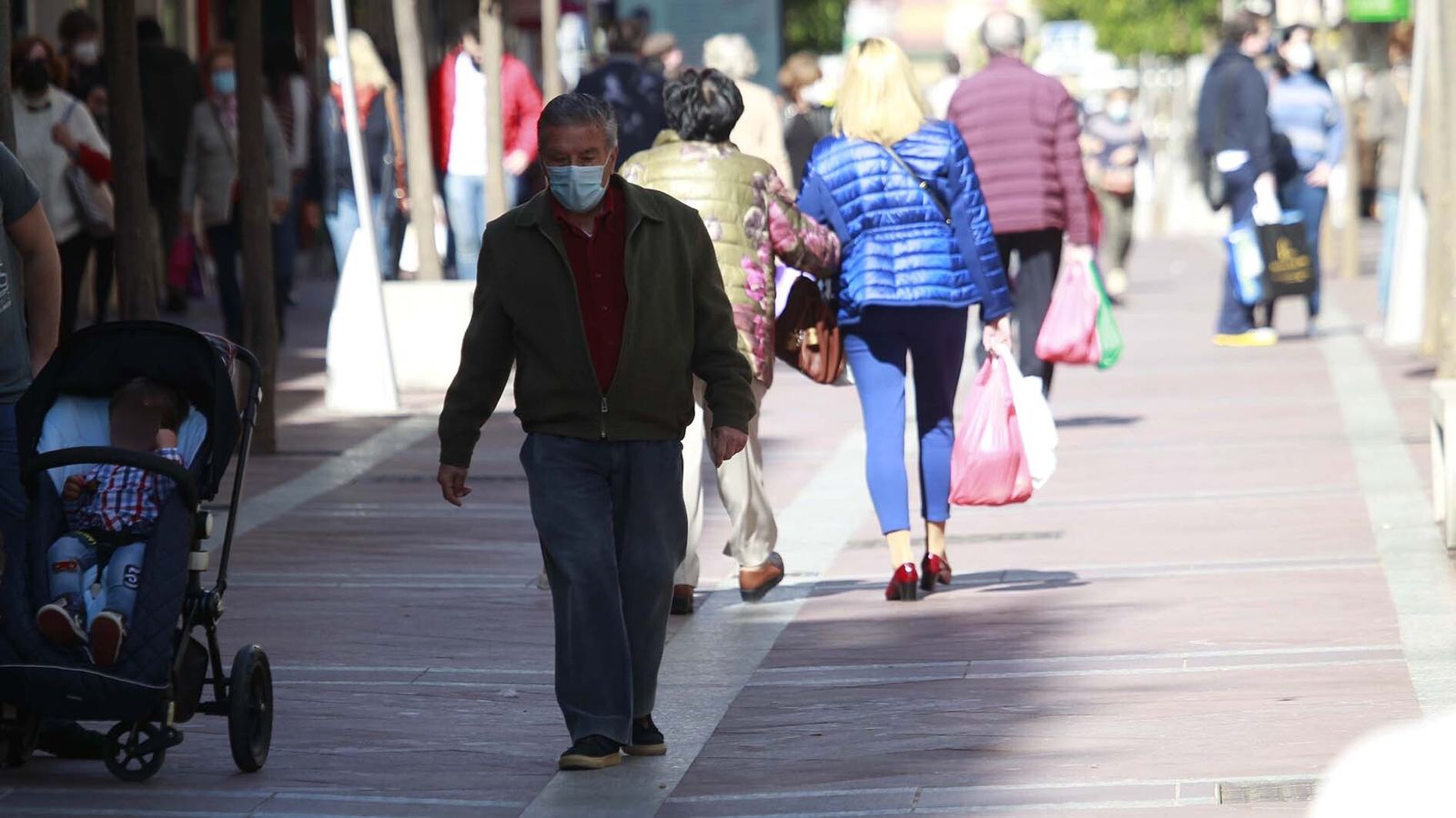 El comercio no esencial y la hostelería vuelven abrir en Algeciras
