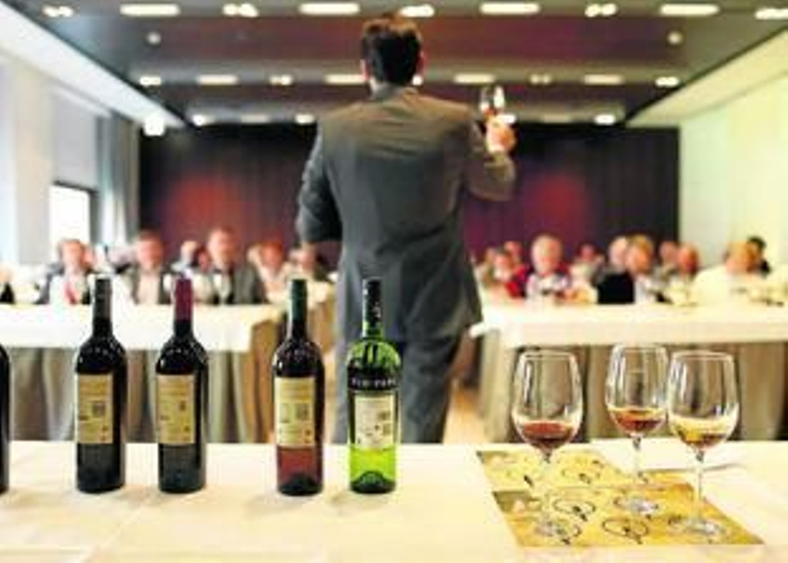 'Duelo' en busca del maridaje perfecto para los vinos de Jerez