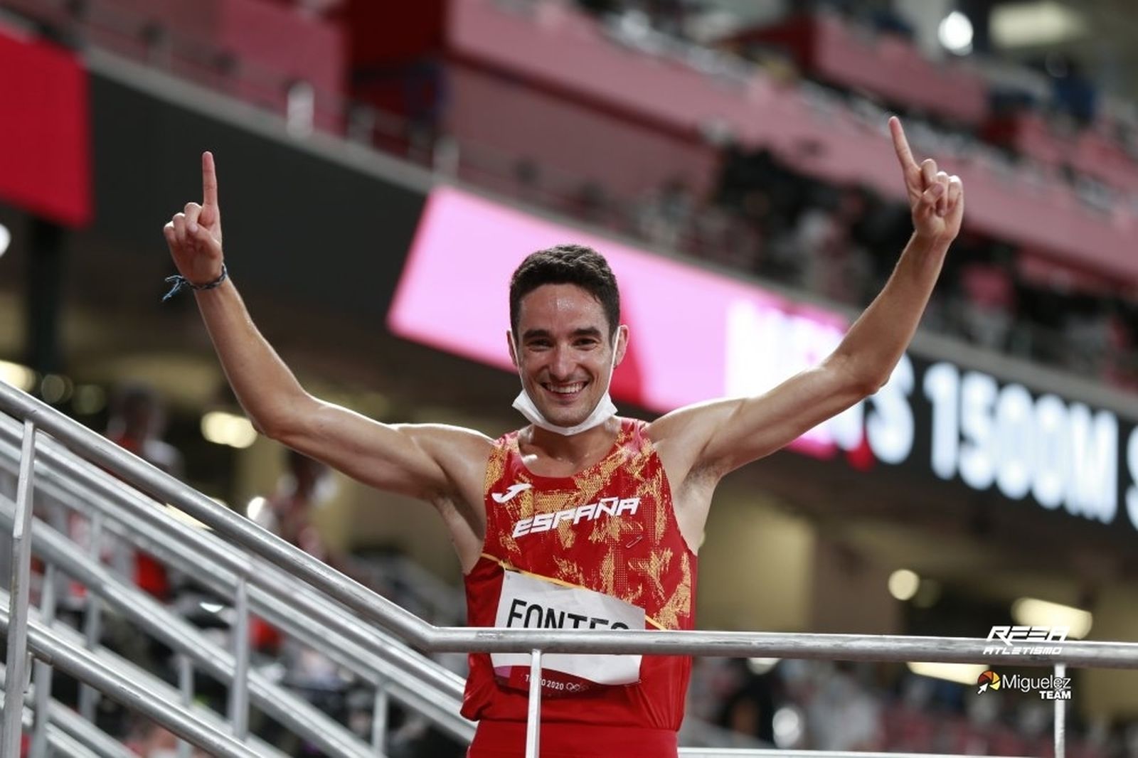 Ignacio Fontes, feliz tras meterse en la final del 1500