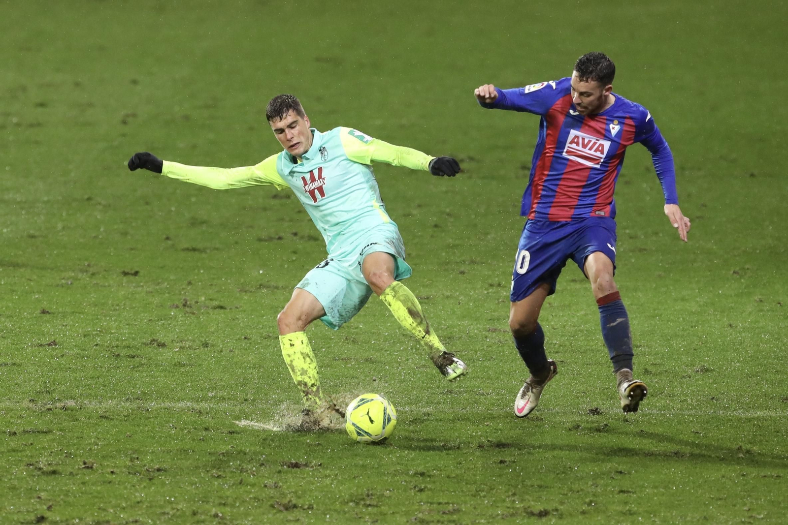 El Granada cayó por 2-0 en Ipurúa a principios de año.