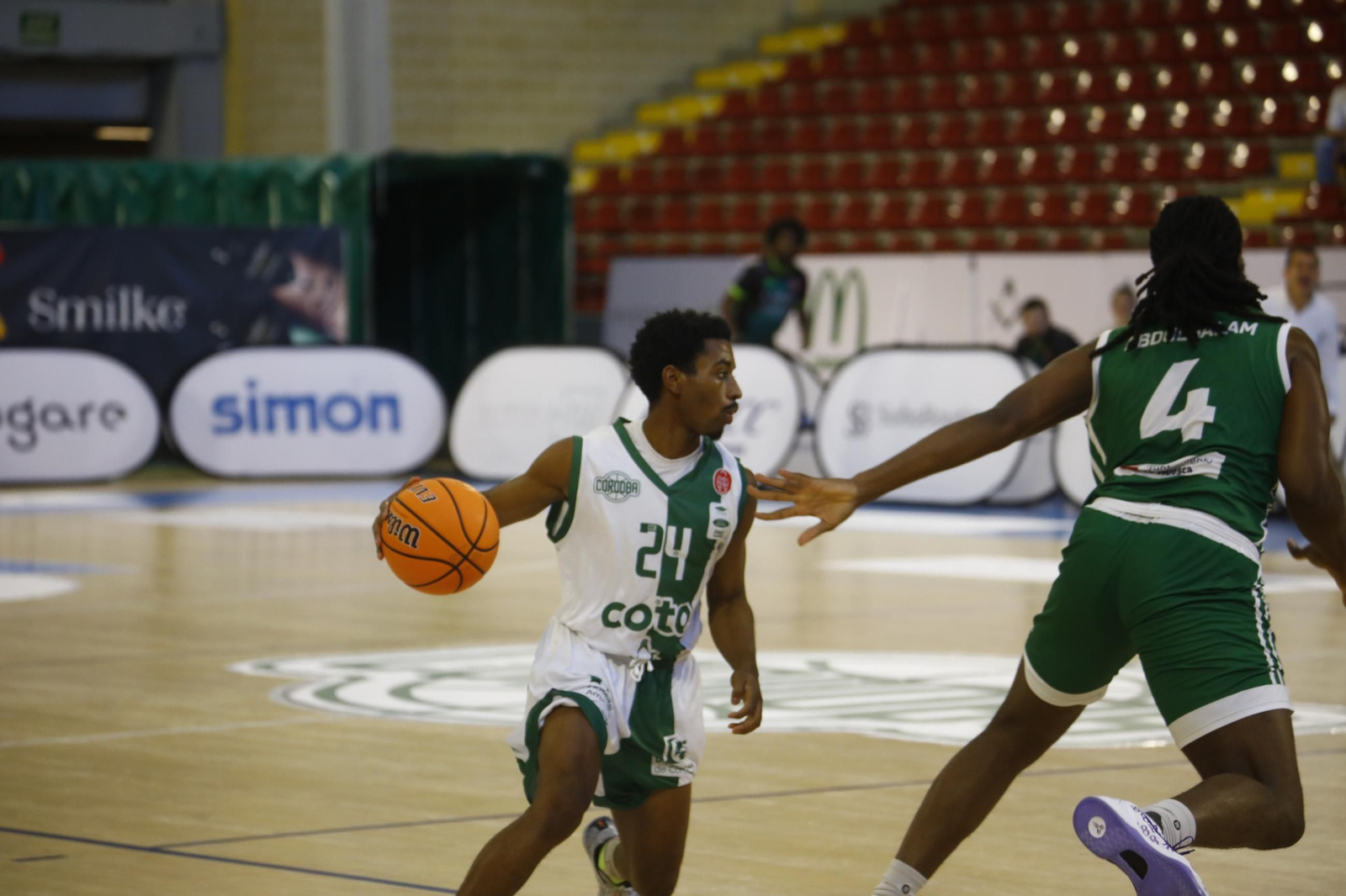 Las mejores fotos del ambiente en Vista Alegre para el Coto Córdoba - Huesca