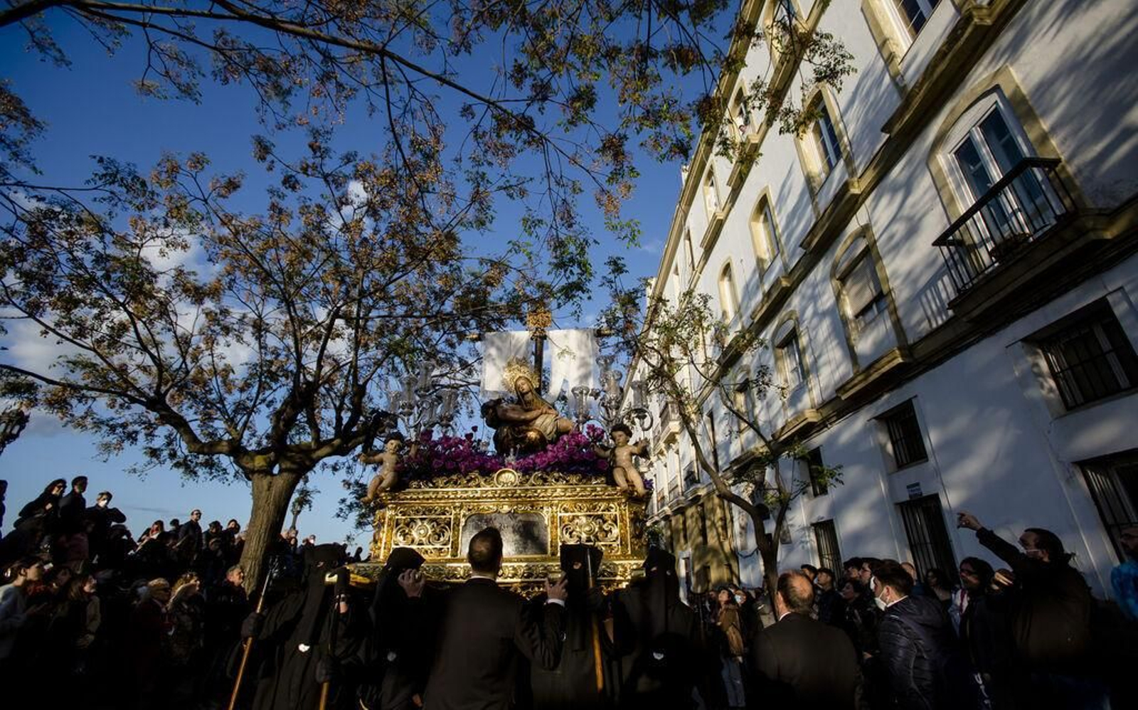 Nuestra Señora de las Angustias, en su salida de 2022