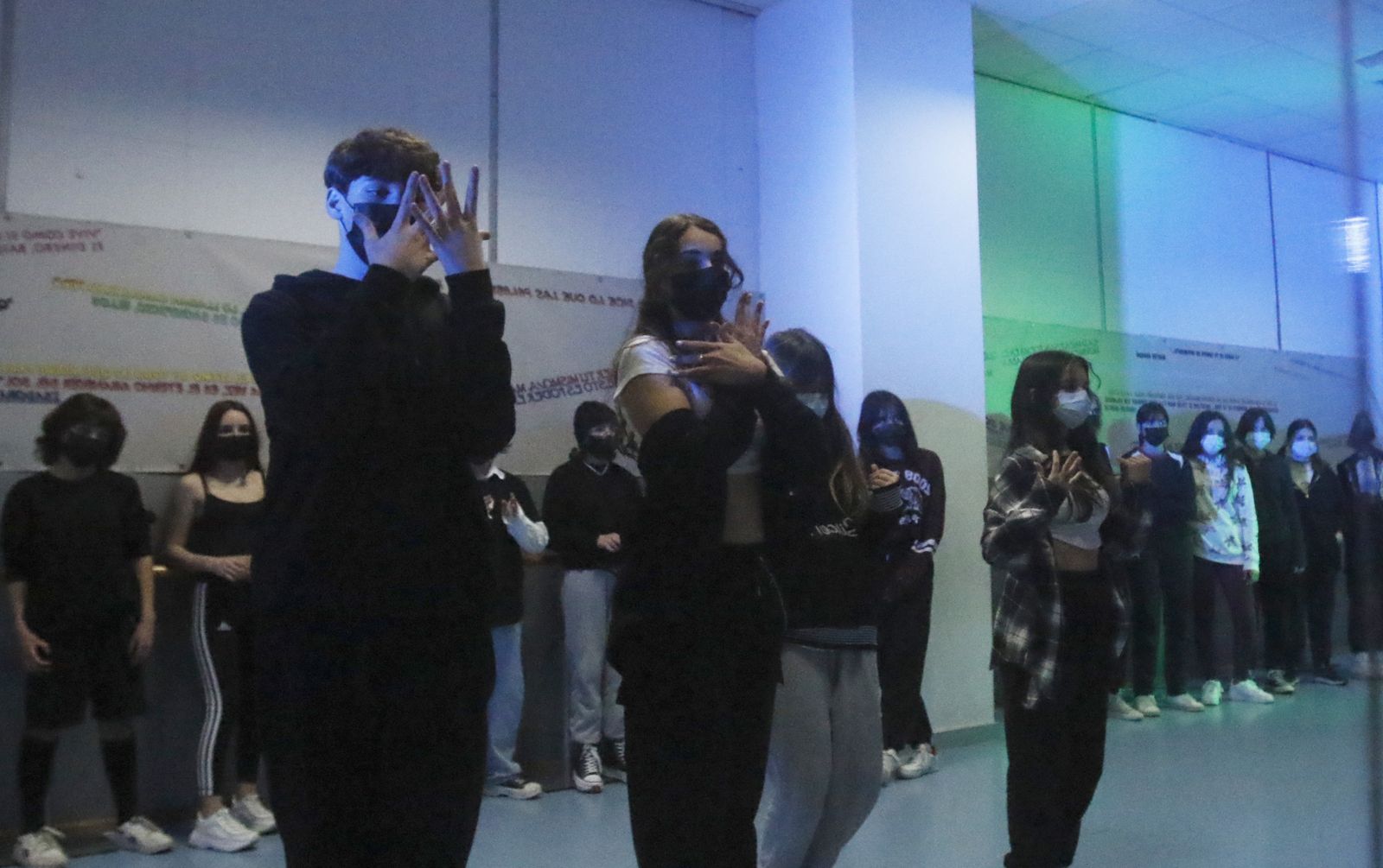 Las fotografías de una clase de K-pop en Córdoba, el baile coreano de moda
