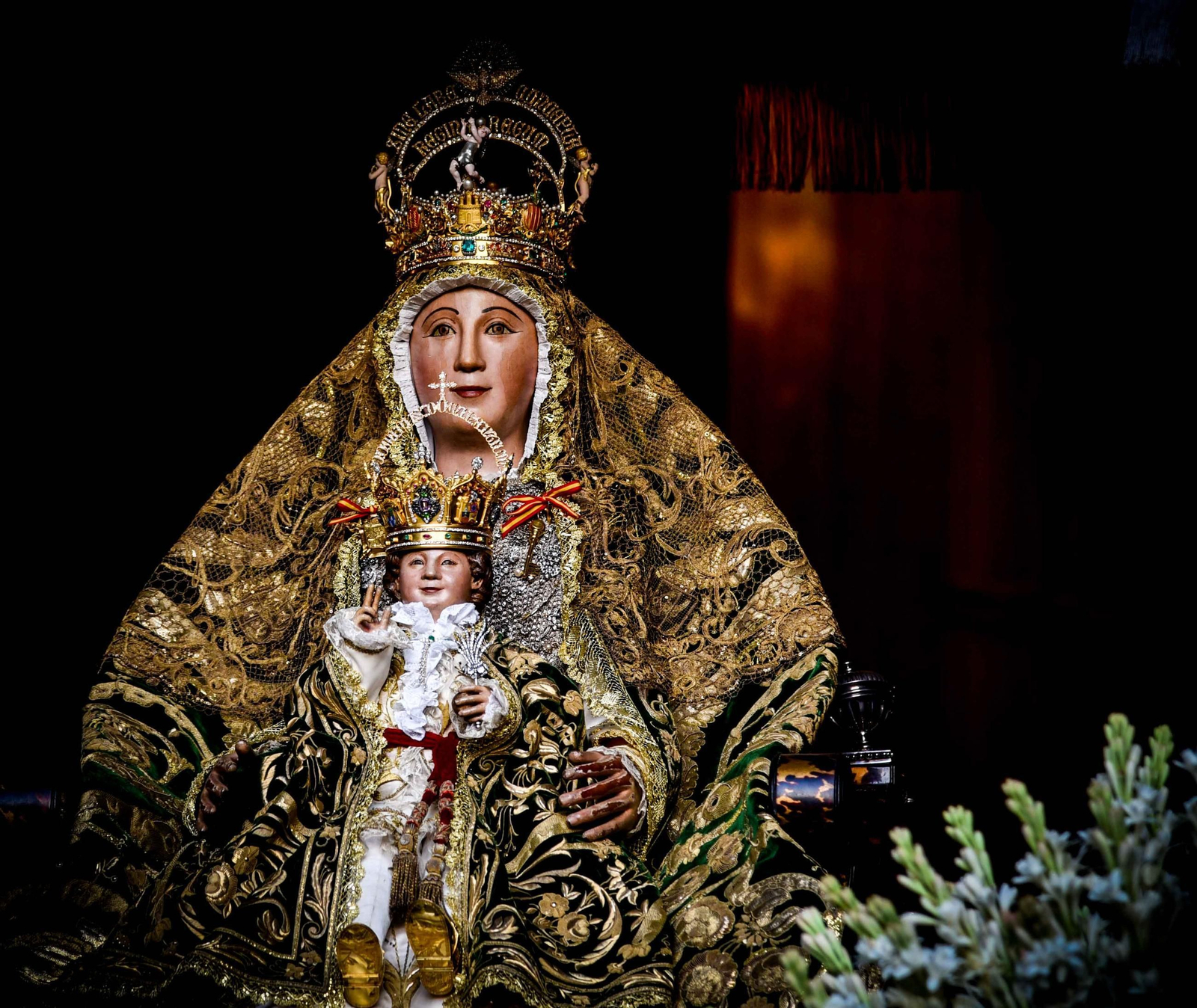 Las fotografías de la procesión de la Virgen de los Reyes 2025