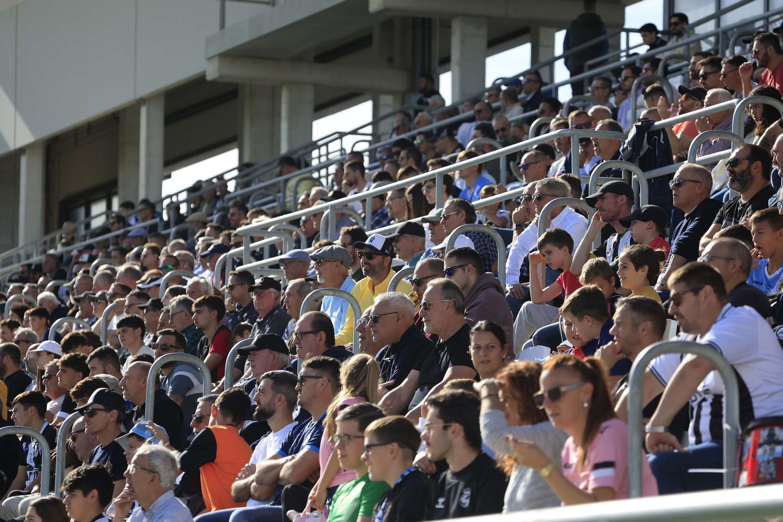 Las fotos del Balona de Lucena de Tercera Federación