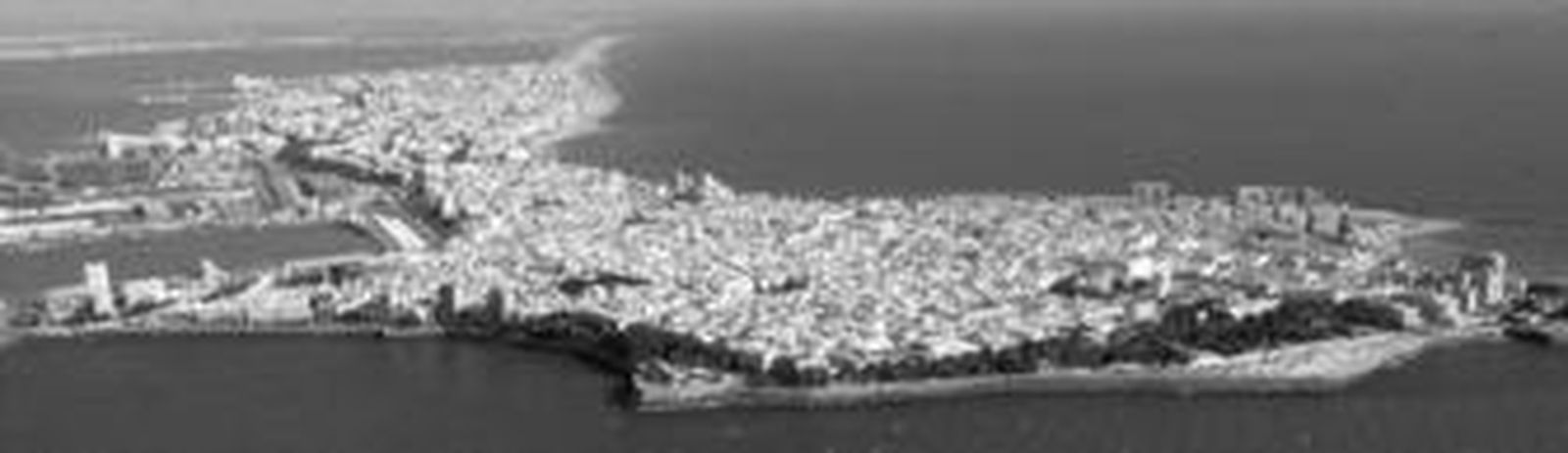 Una ciudad que mira al mar, la cultura y el comercio "de calidad"