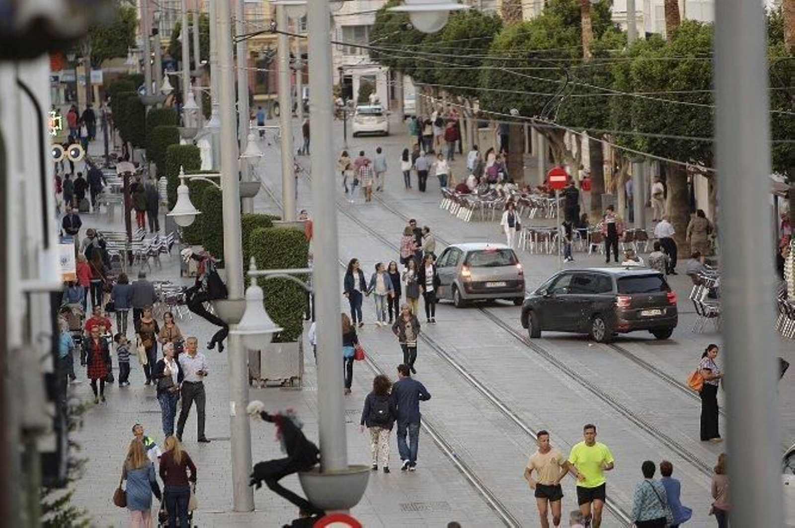 Vista general de la calle Real.