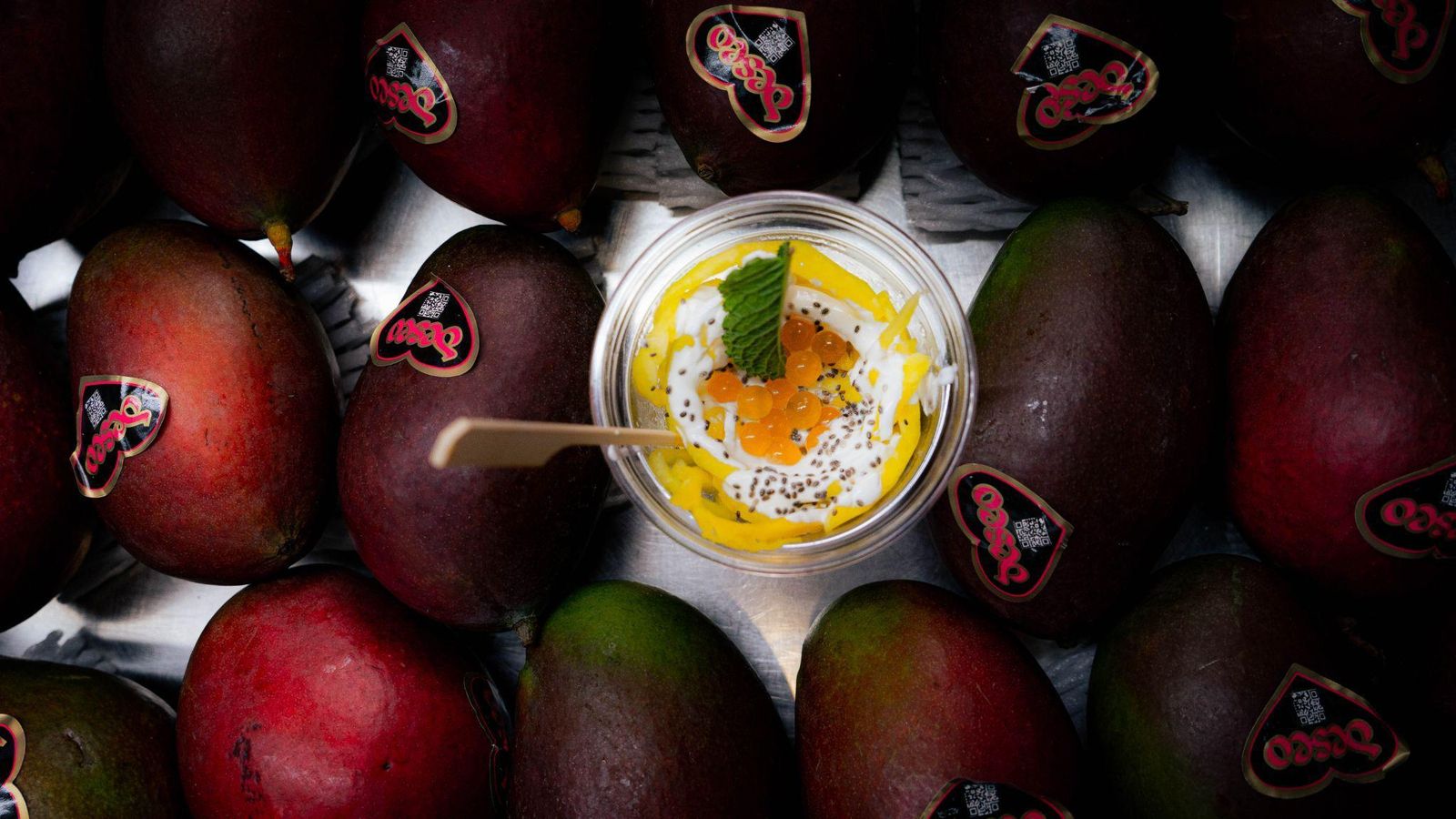 Fresh Mango aterriza en Zahara de los Atunes con una propuesta gastronómica de lo más rompedora.