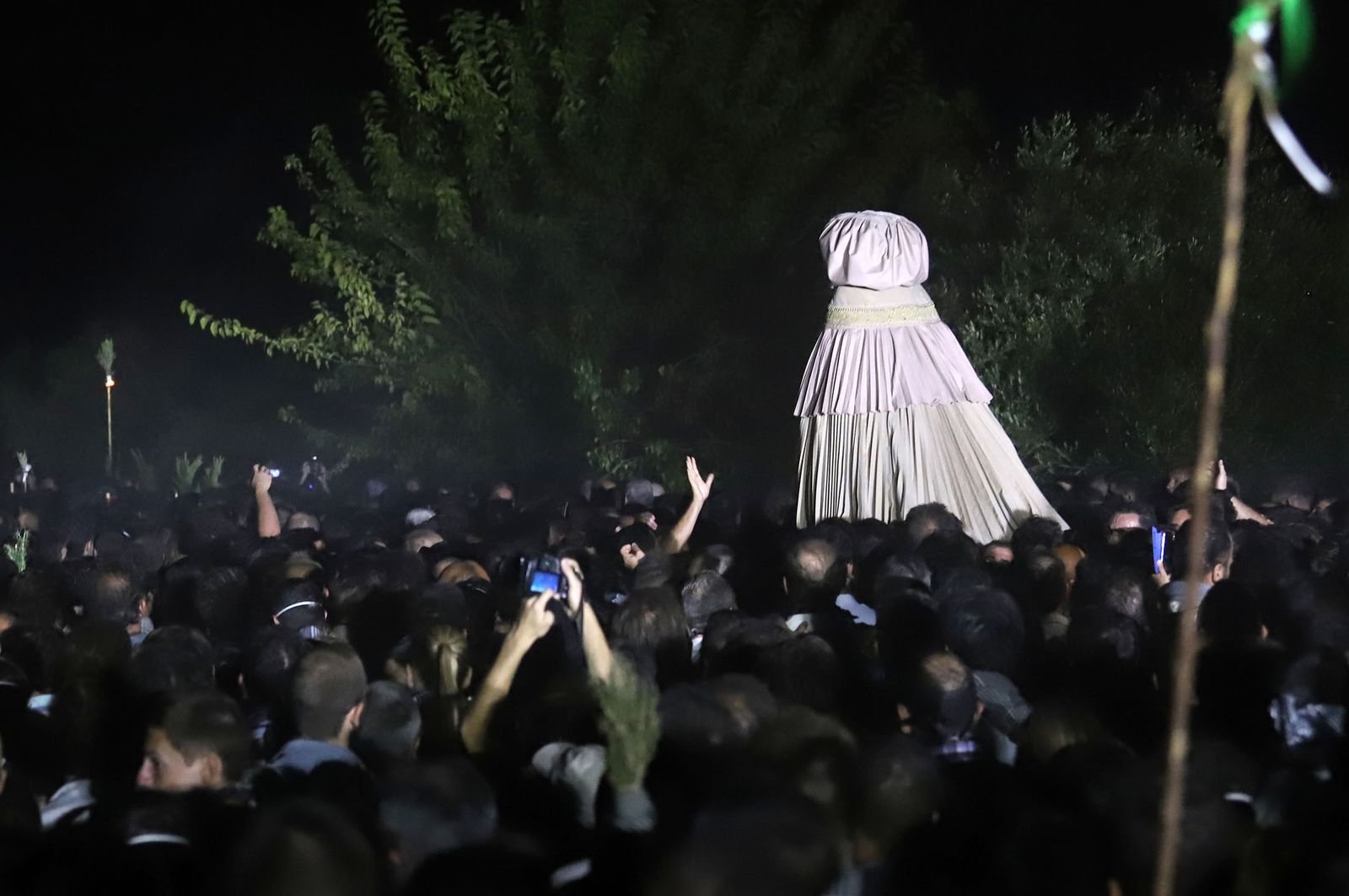 Recuerda las imágenes de la Venida de la Virgen del Rocío a Almonte en 2019