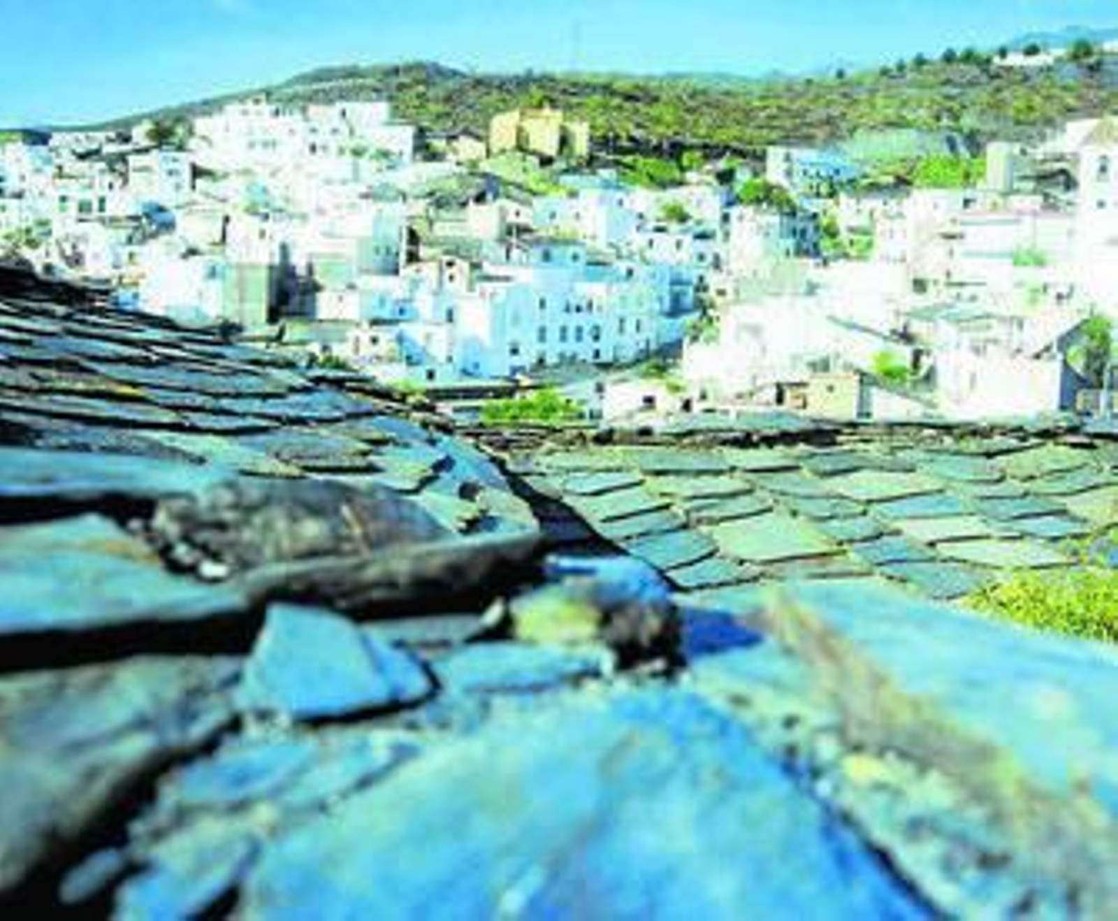 Castro de Filabres defiende la riqueza de su pizarra