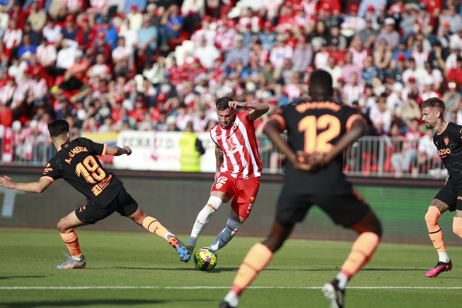 Fotogalería del partido de la Liga Santander, U.D. Almería-Valencia