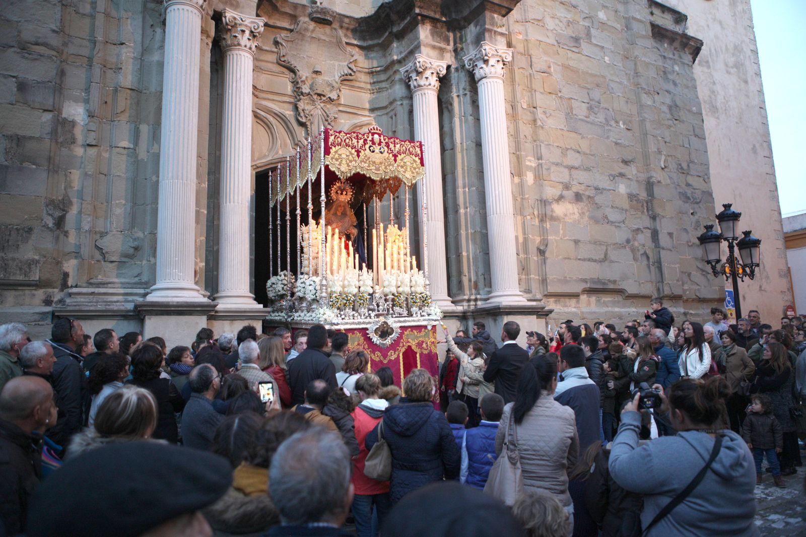 Imágenes del Lunes Santo en la comarca