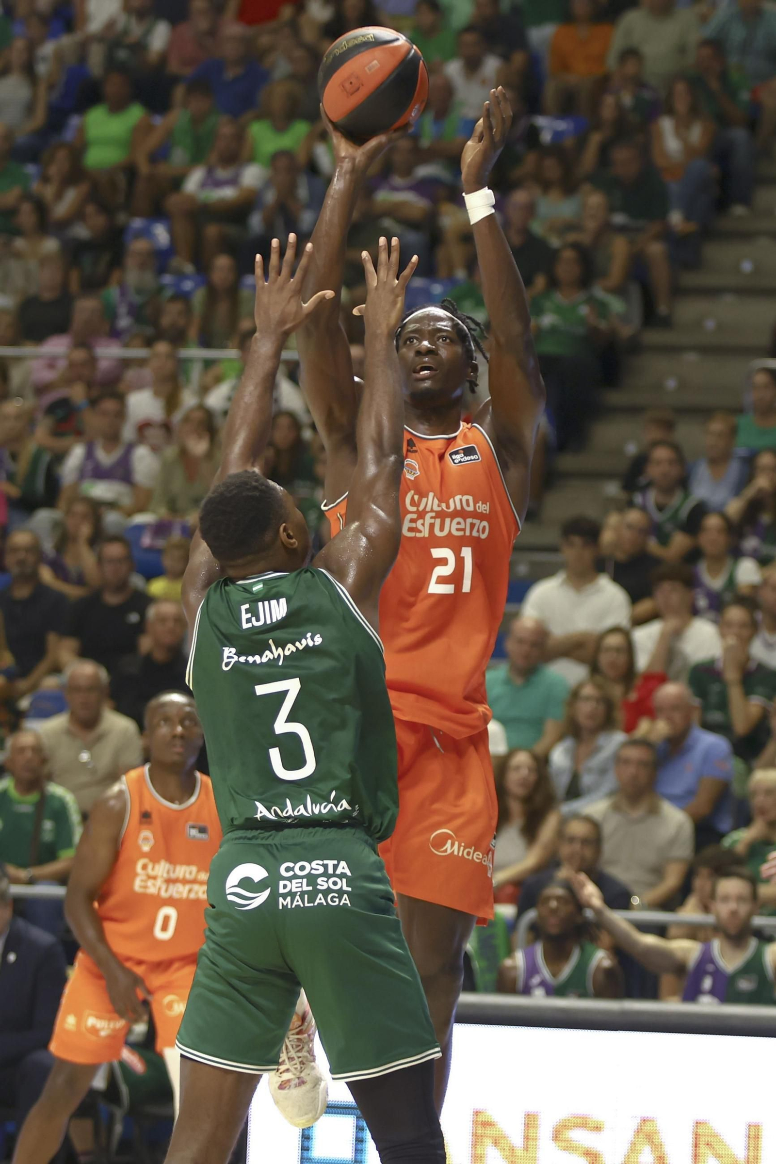 Melvin Ejim, sus cuatro años y seis títulos en Málaga