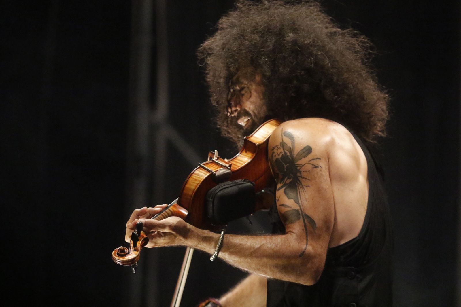 El concierto de Ara Malikian en el Teatro de la Axerquía de Córdoba, en imágenes