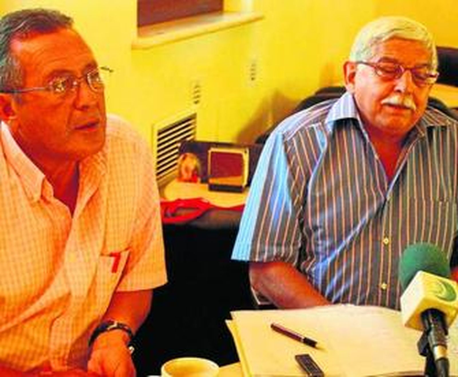 Luis Núñez y Guy Méndez, ayer en la rueda de prensa.