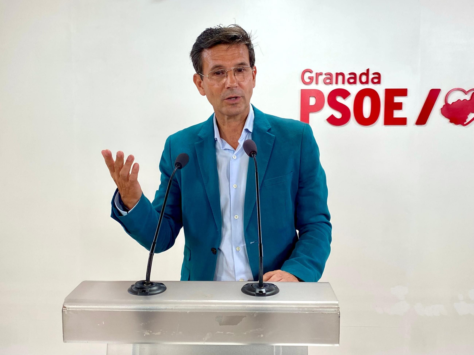 El diputado del PSOE Paco Cuenca