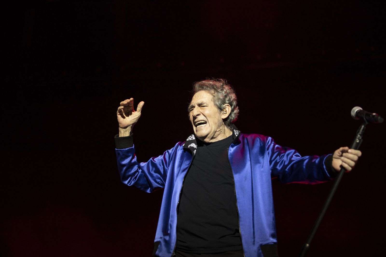 Las mejores imágenes del granadino Miguel Ríos que volvió a ser profeta en su tierra