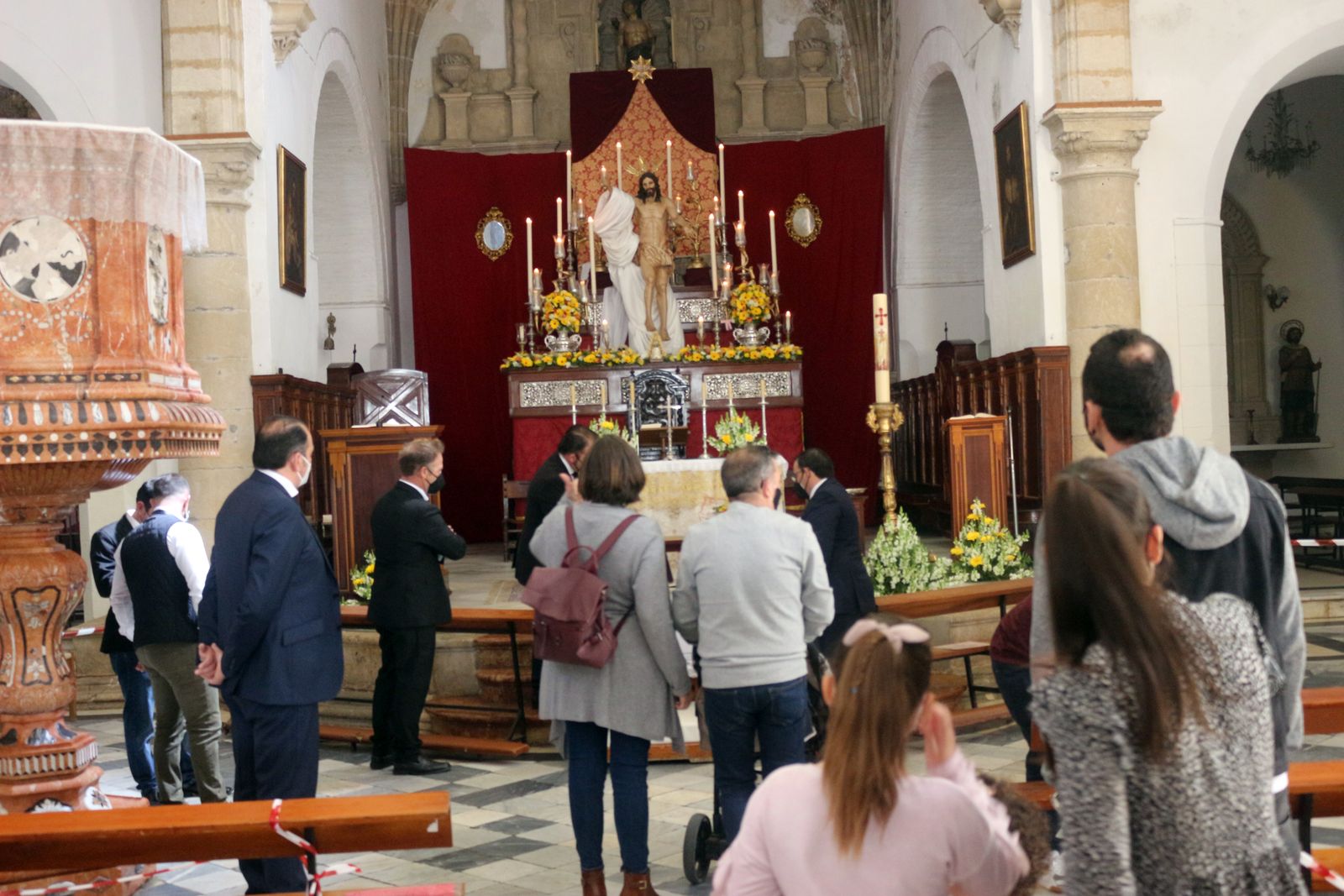 las imágenes del Domingo de Resurrección en Puerto Real