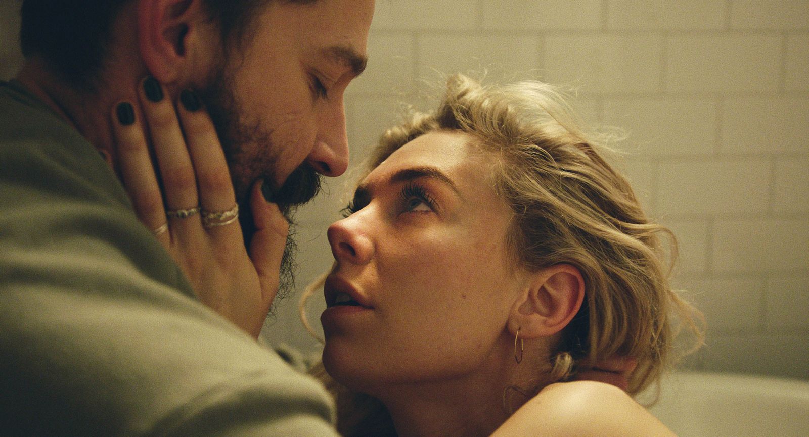 Shia LaBeouf y Vanessa Kirby, protagonistas de este drama sobre la pérdida y el duelo.