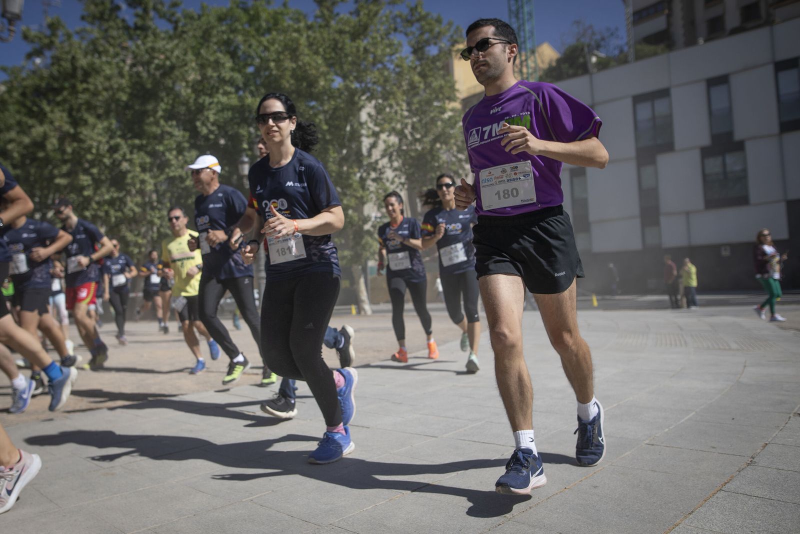Encuéntrate en las imágenes de la carrera de la Policía Nacional 'Ruta 091'
