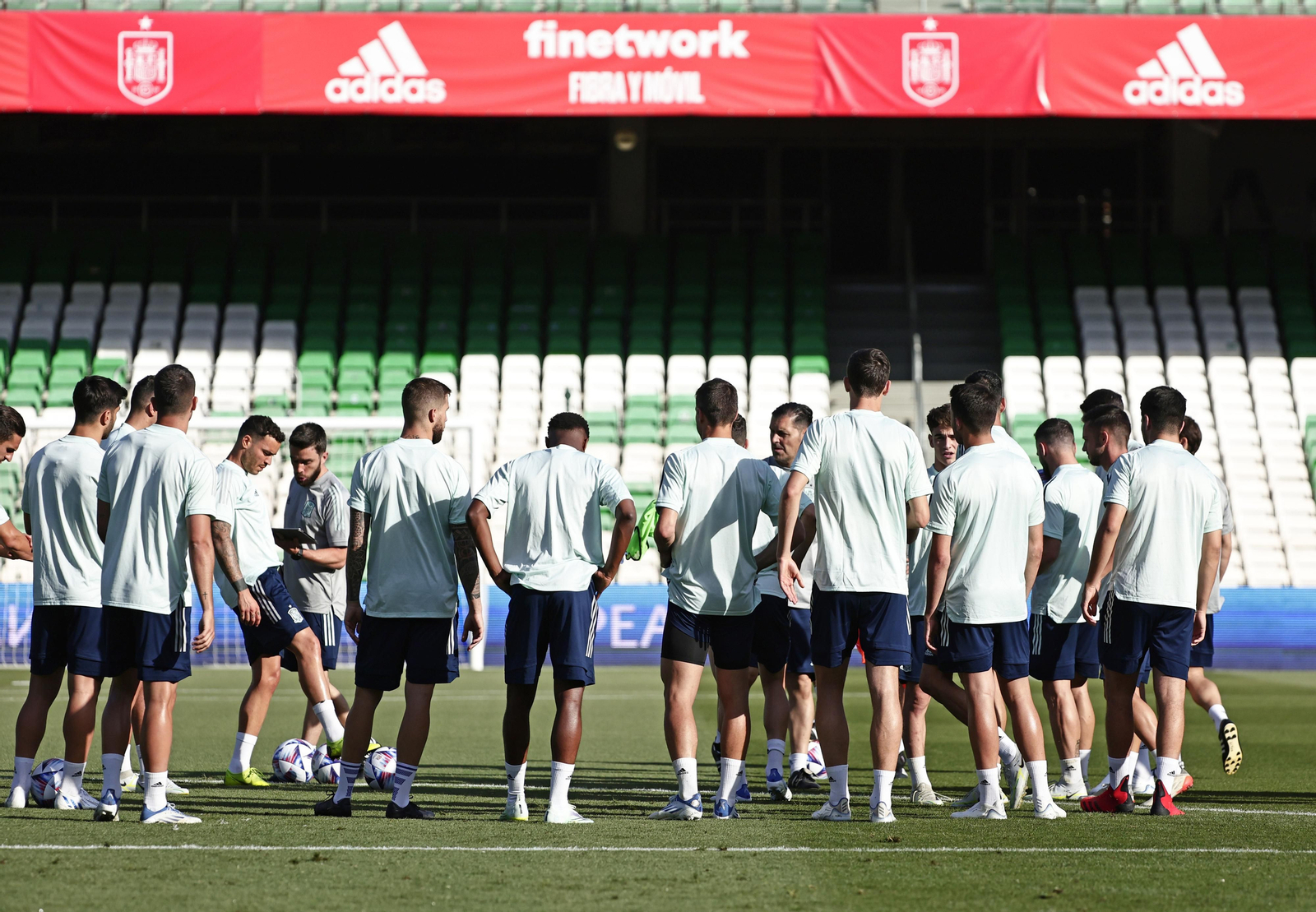 Las imágenes de la selección española en Sevilla