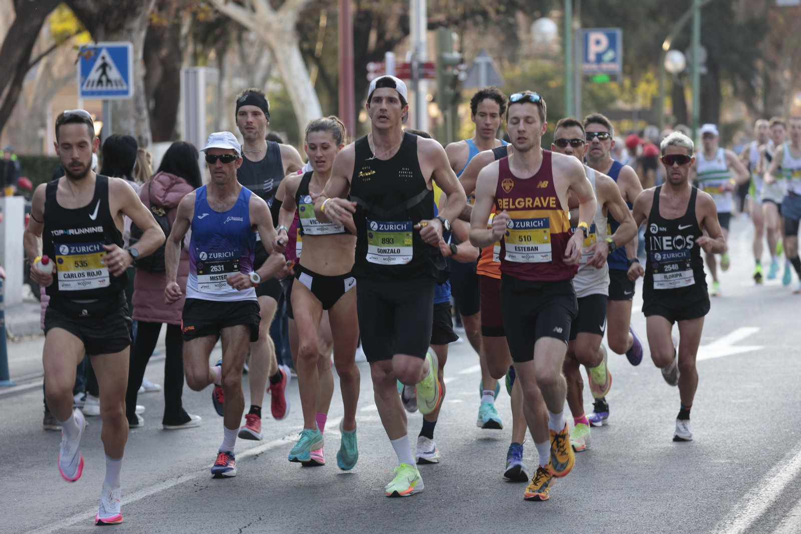 Las imágenes de la Maratón de Sevilla 2022 (12)