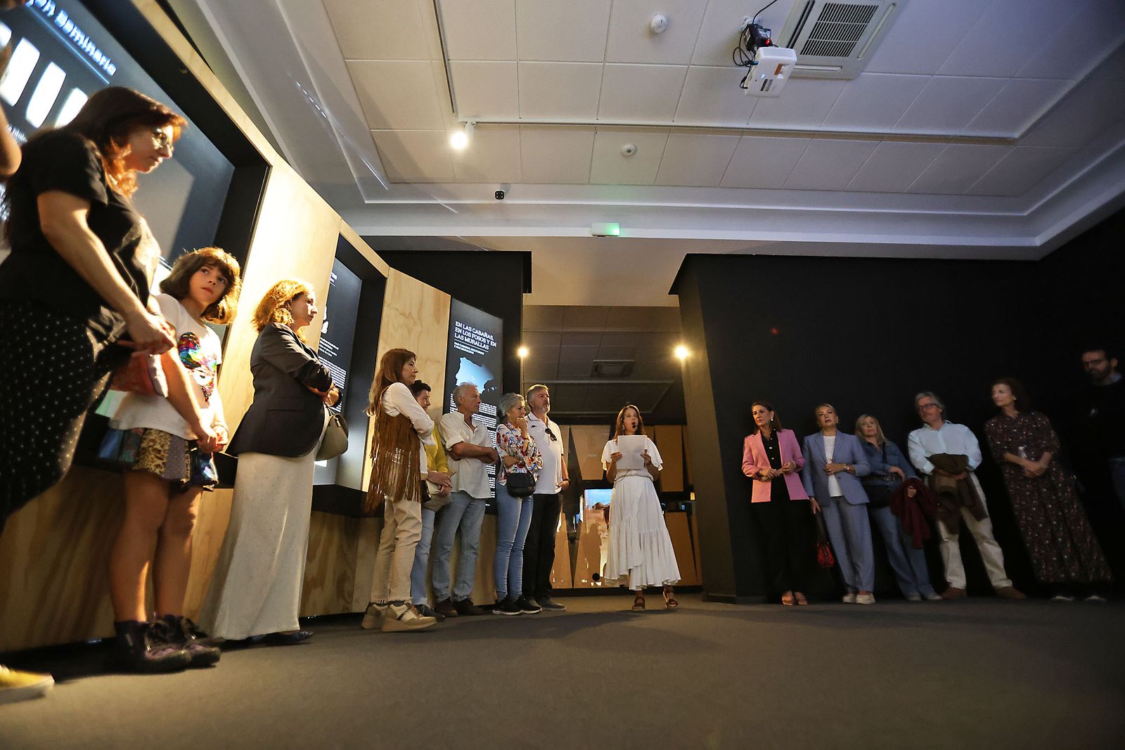 Imágenes de la clausura de la exposición 'Ídolos. Miradas milenarias desde el extremo suroccidental de Europa'