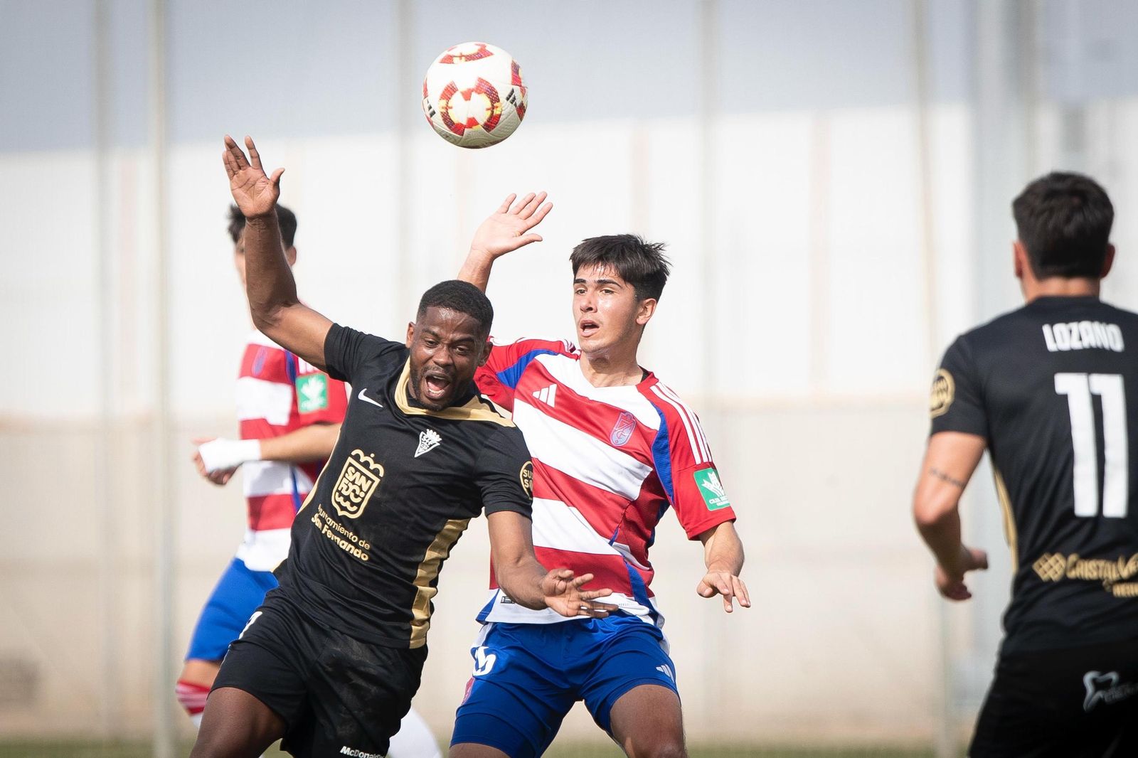 Las mejores imágenes del Recreativo Granada - San Fernando CD