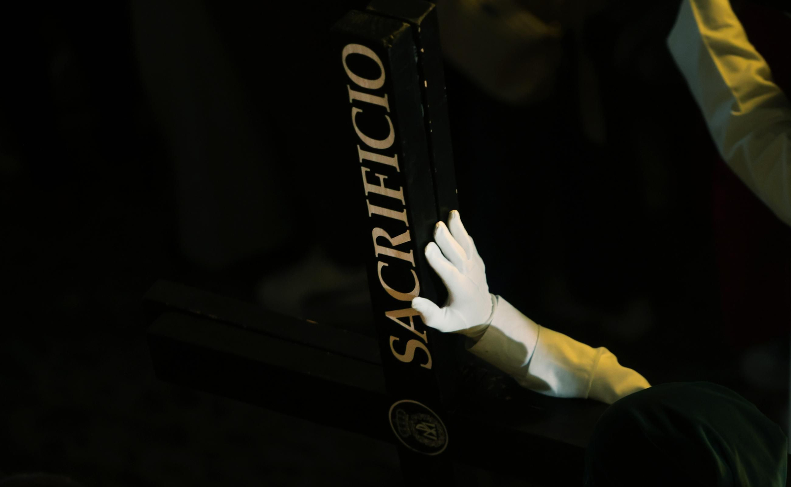 Imágenes de las Hermandades de la madrugada del Viernes Santo en Jerez 2025